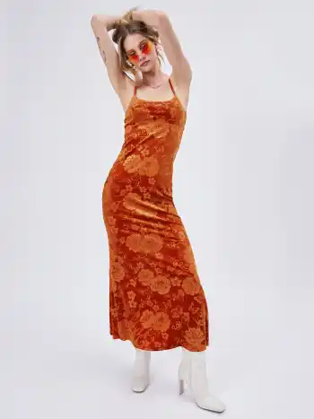 Samt-Maxikleid mit U-Ausschnitt und Blumenmuster