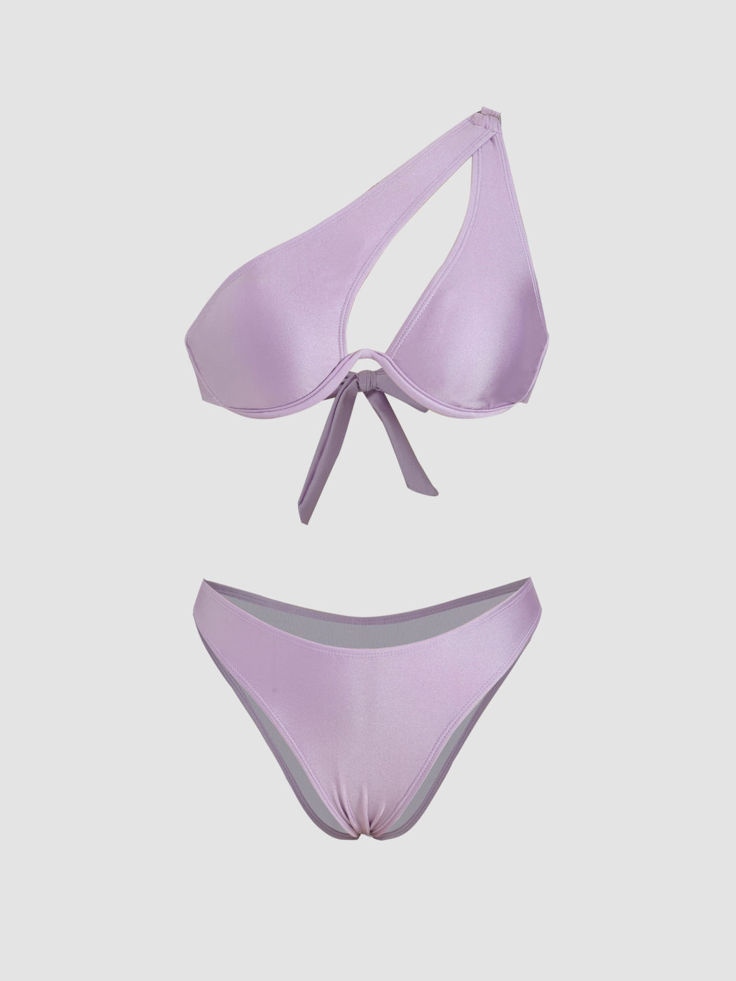 Bikini-Badeanzug mit asymmetrischem Ausschnitt und Bügeln