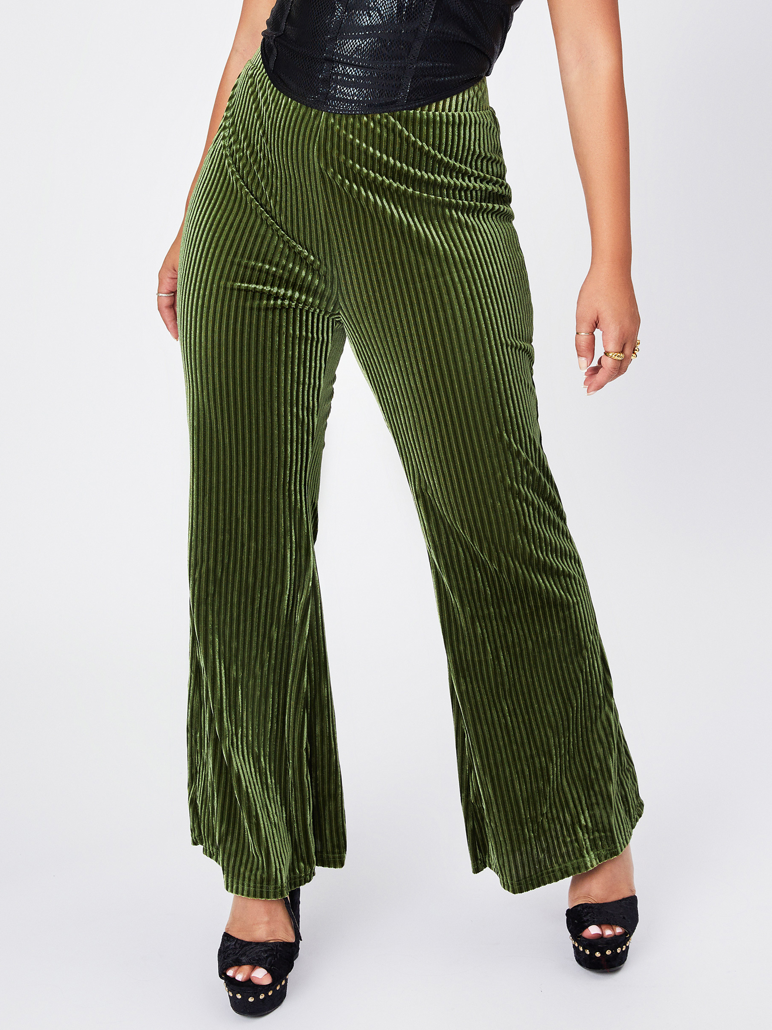 Amazon.com: Wide Leg Sweatpants Women, Women High Waisted Velvet Flare  Pants Plus Size Solid Color Business Casual Slim Fit Vintage Long Pants  Trousers 01-Army Green : Sports & Outdoors