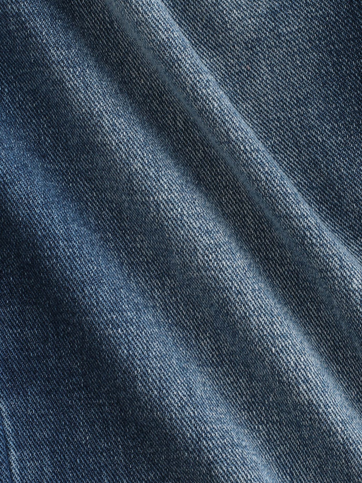 Jeans a gamba dritta a vita media