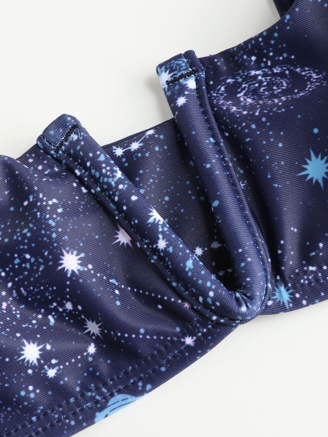 Star V Wire Bikini-Badeanzug