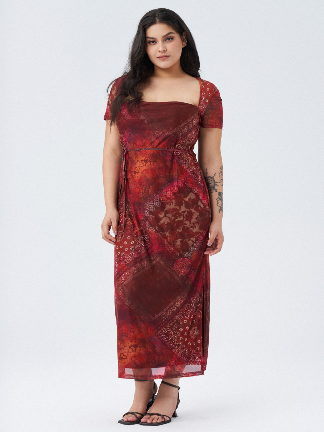 Paisley Pattern Mesh Maxi Dress Curve & Plus