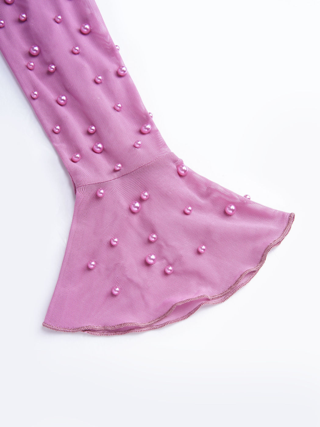 Perlenbesetztes Minikleid mit Mesh-Rückenband