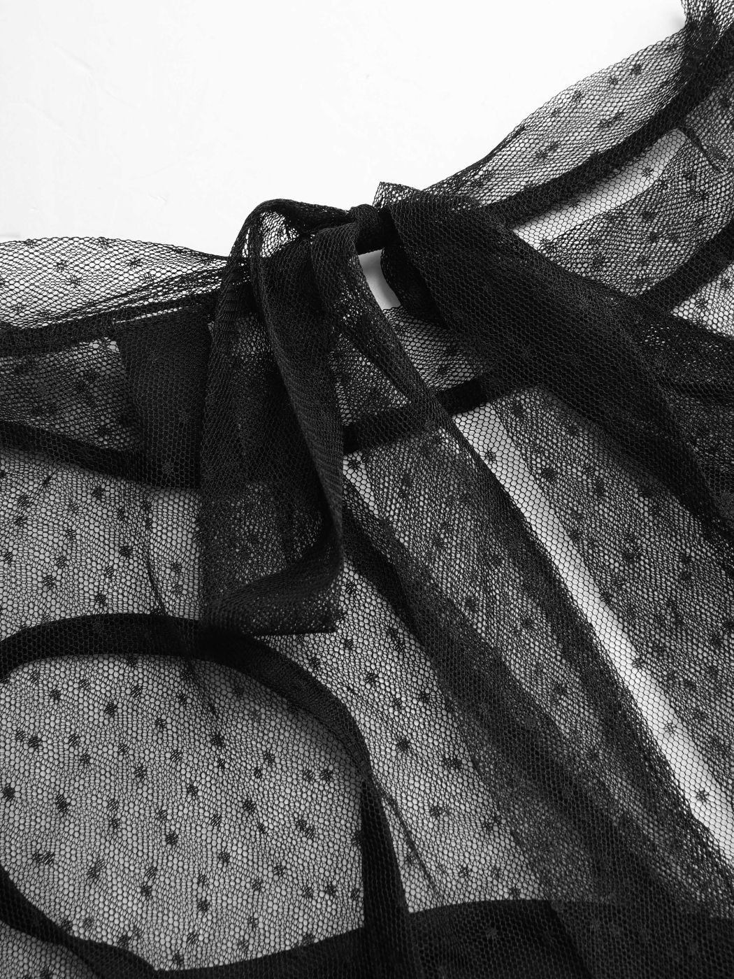 Chemise en mousseline à pois transparente à manches longues
