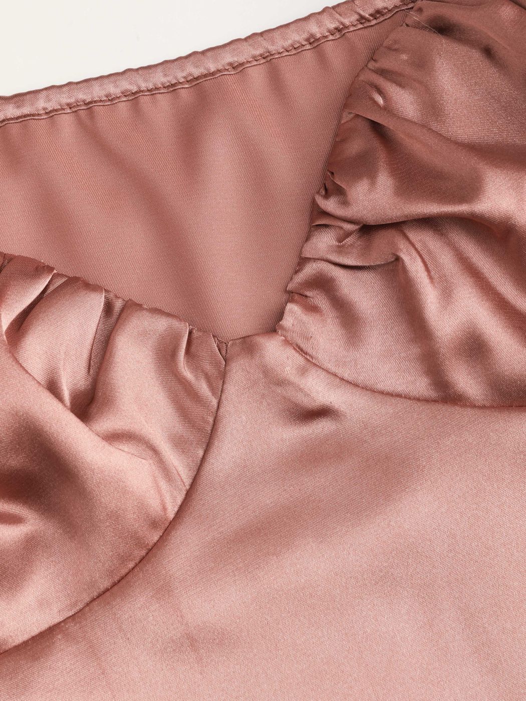 Bluse aus Satin mit Puffärmeln