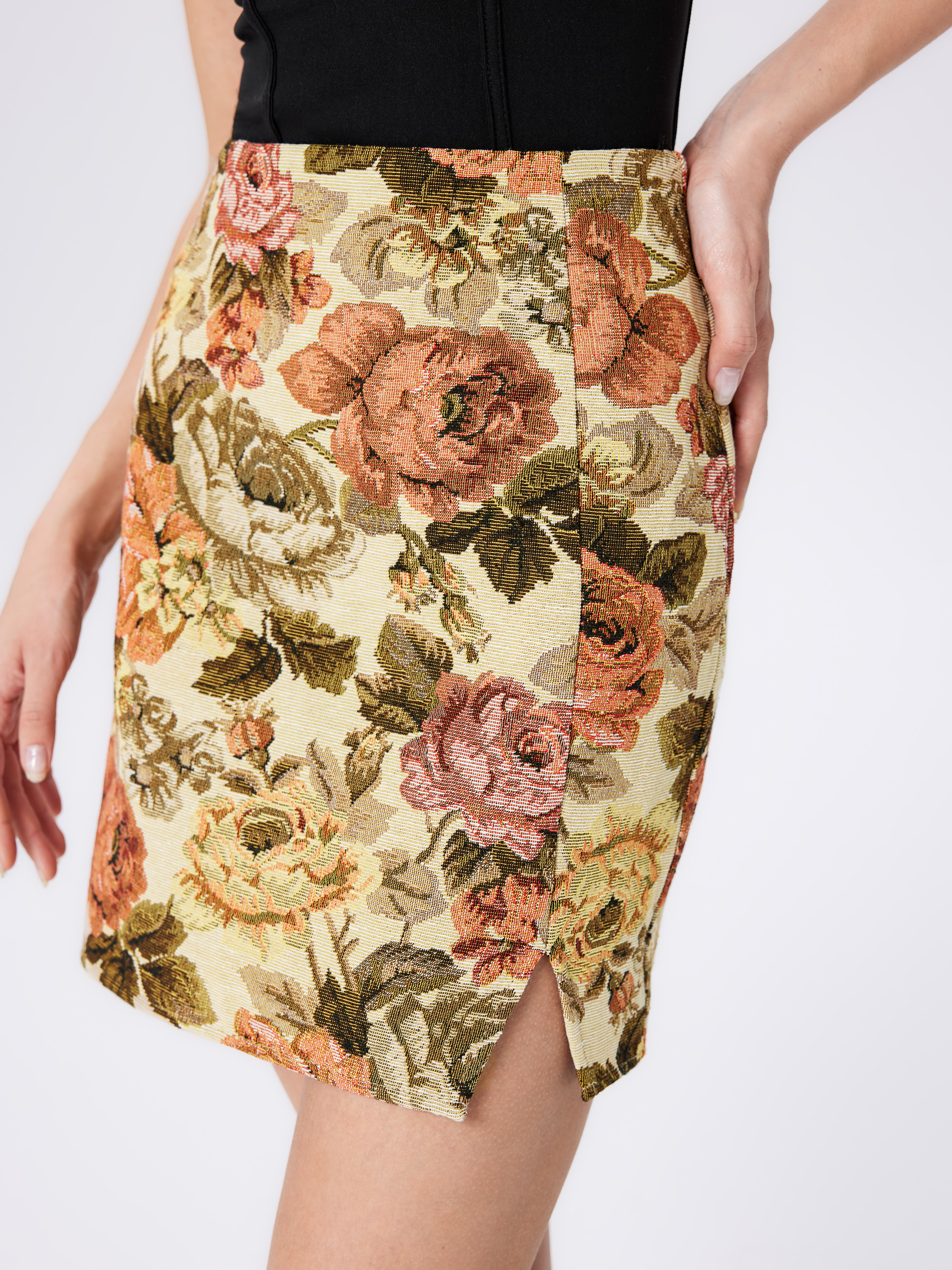 Jacquard Floral Mid Waist Mini Skirt