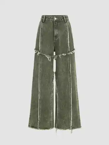 Einfarbige Jeans mit rohem Stichrand