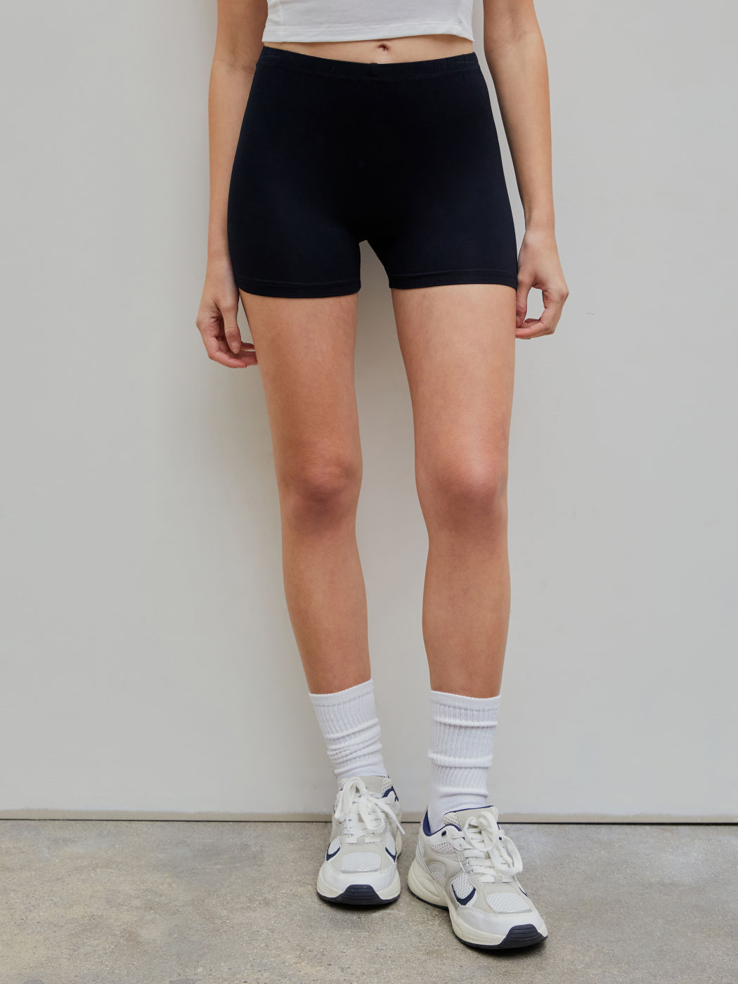 Mini pantaloncini in maglia solida