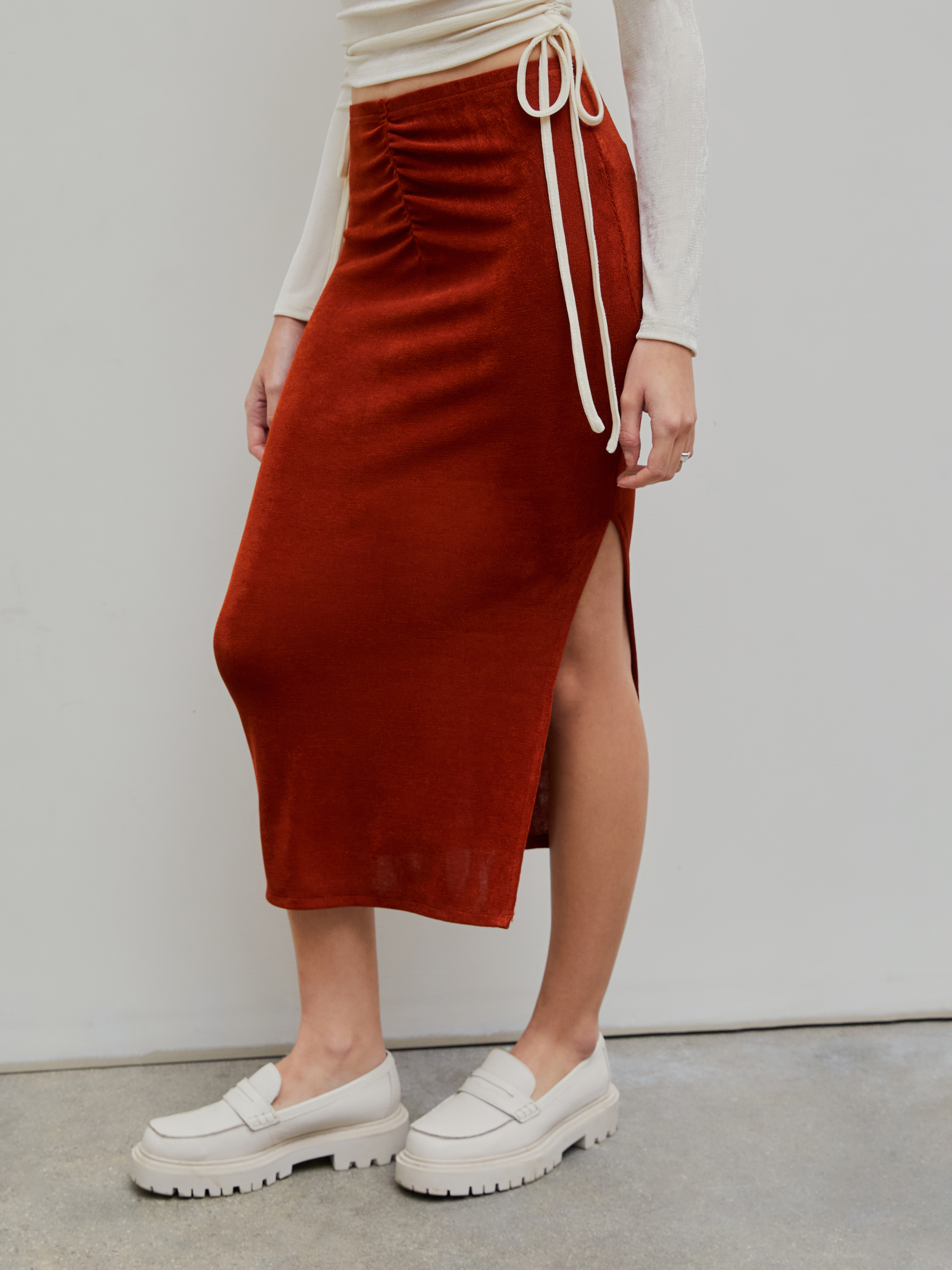 Solid Rib Split Long Skirt