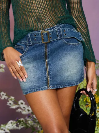 Minigonna in denim con cintura e zip