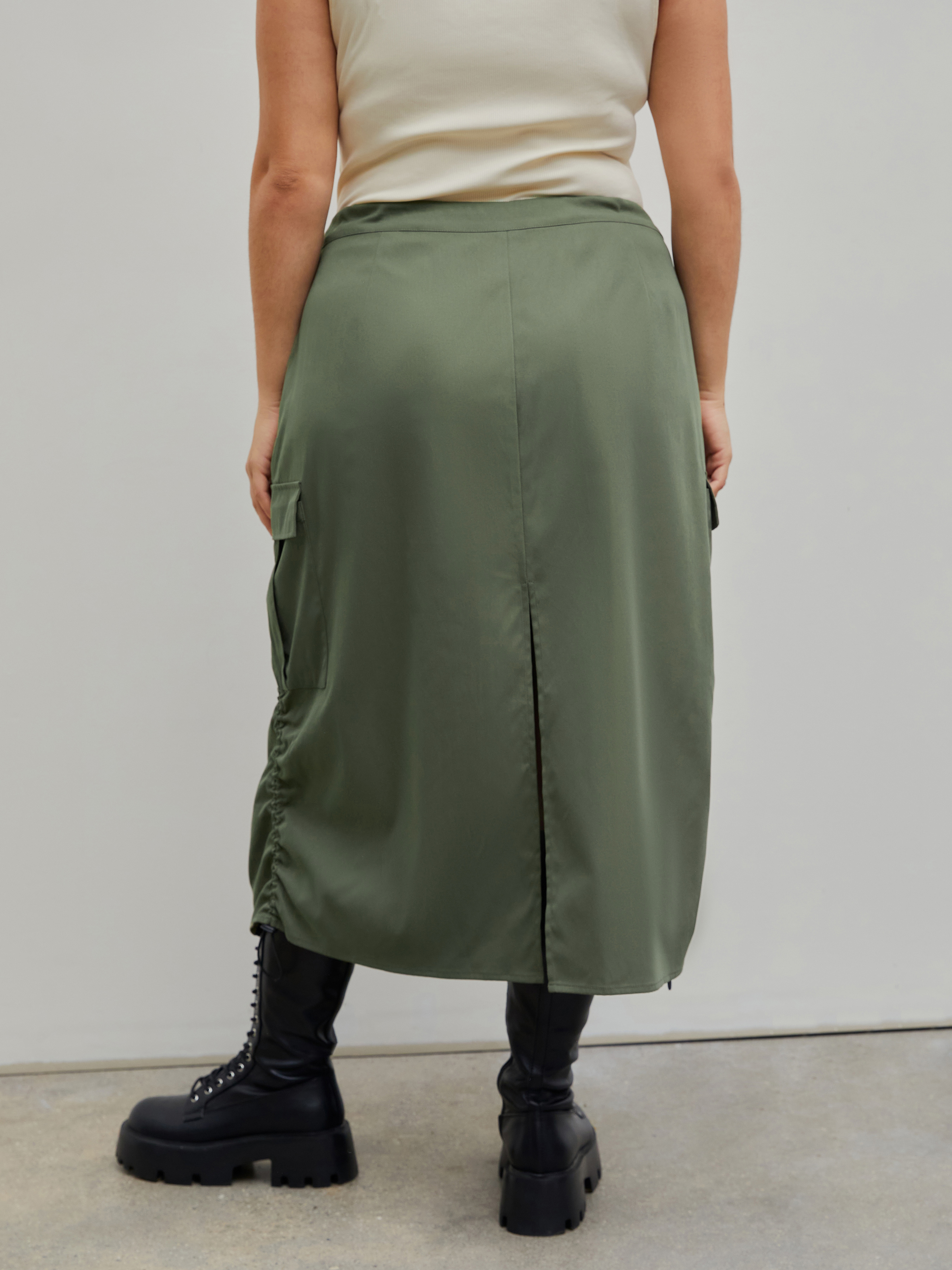 Spring Meadow Cargo Parachute Skirt Curve & Plus For School