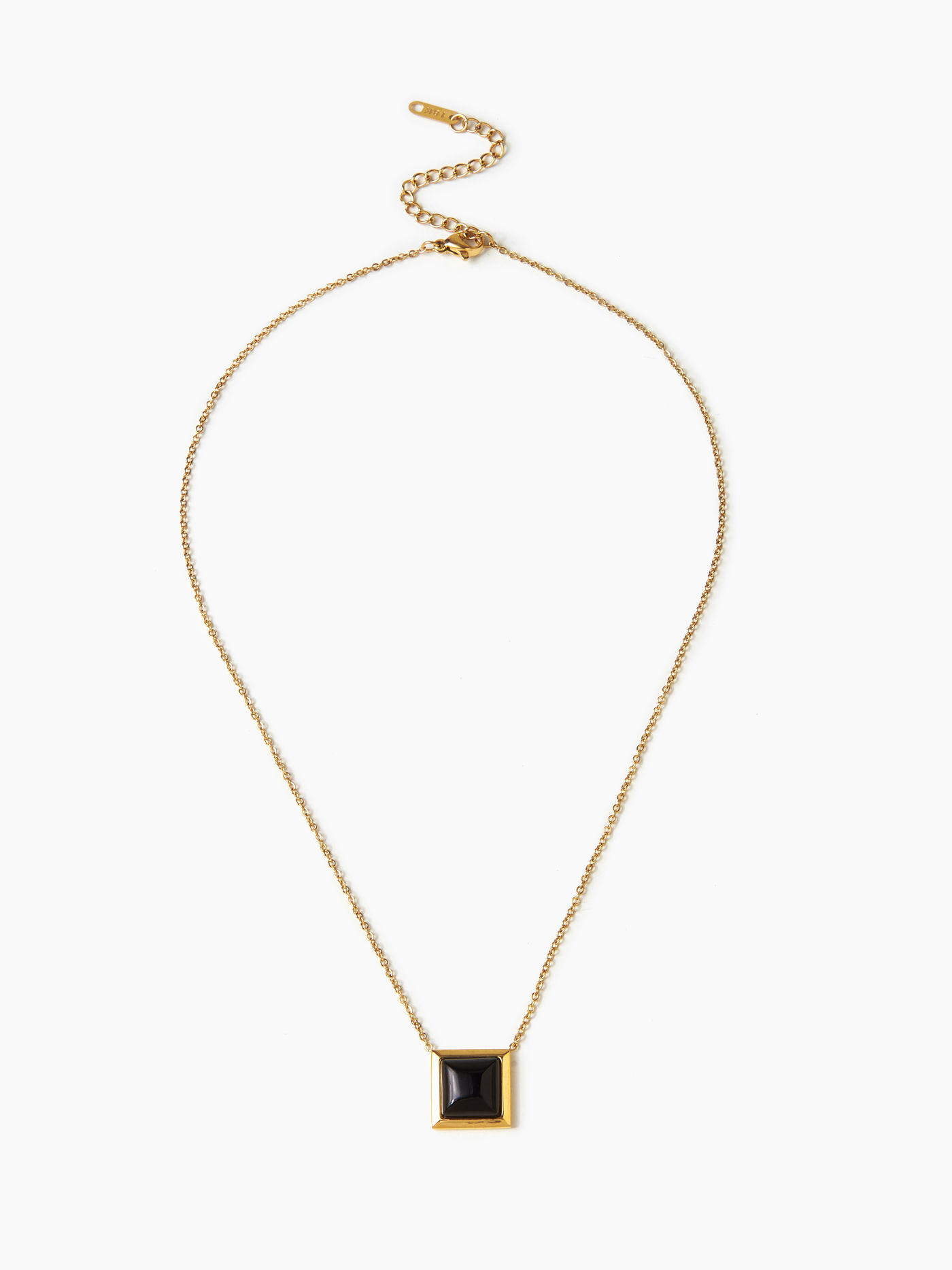 Collana con pendente quadrato in strass