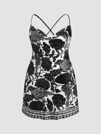 Ärmelloses Minikleid mit Blumenmuster Kurve & Plus