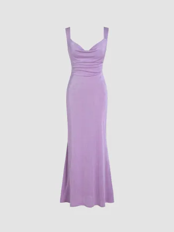 Robe longue en couleur unie avec col en cloche et volants