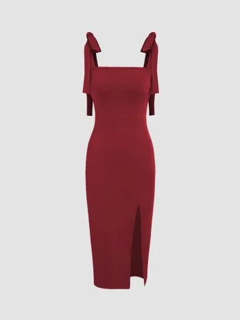 Robe mi-longues à col carré, nœud papillon et fente, couleur unie