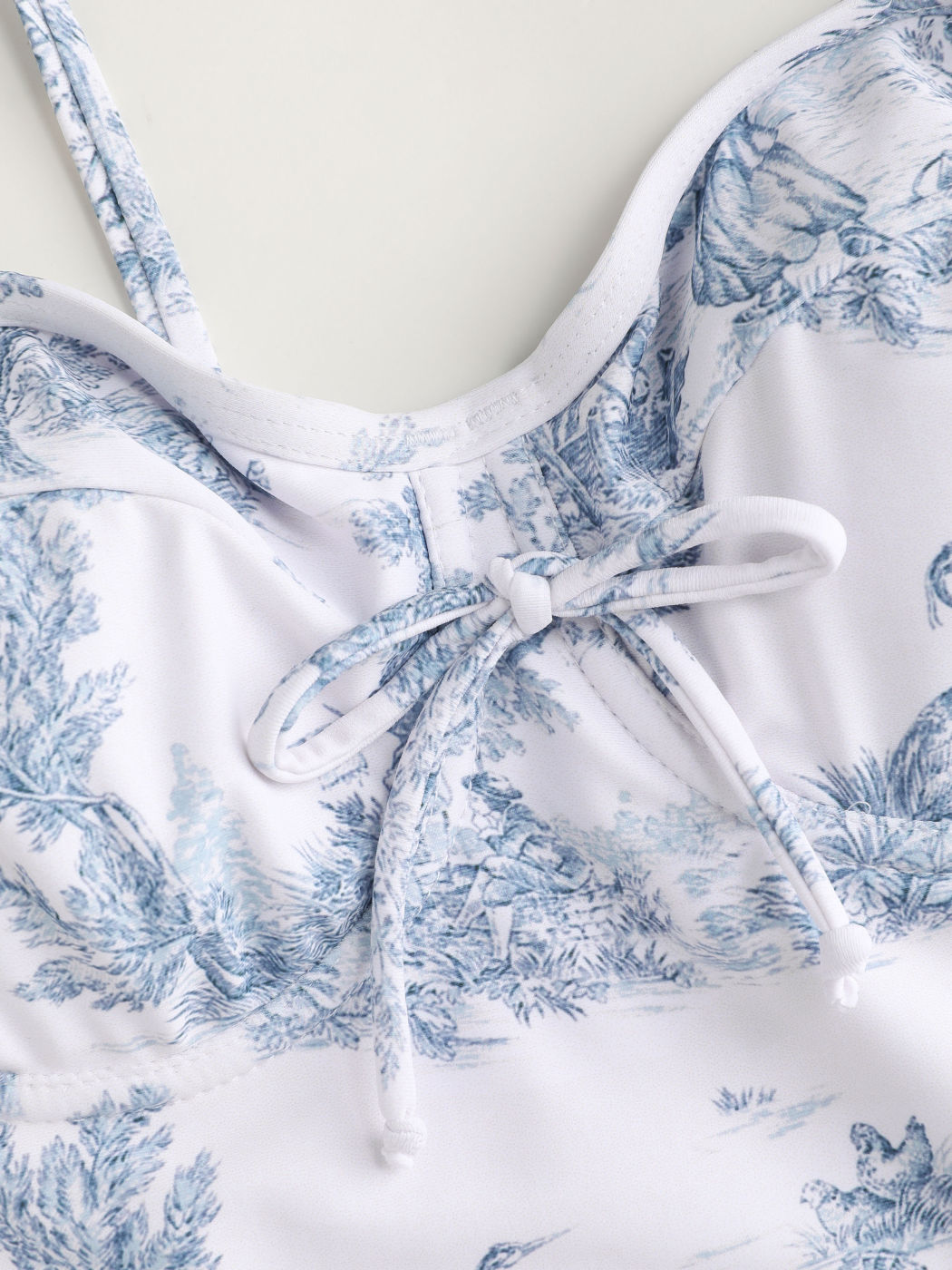 Badeanzug mit Knoten von Toile de Jouy