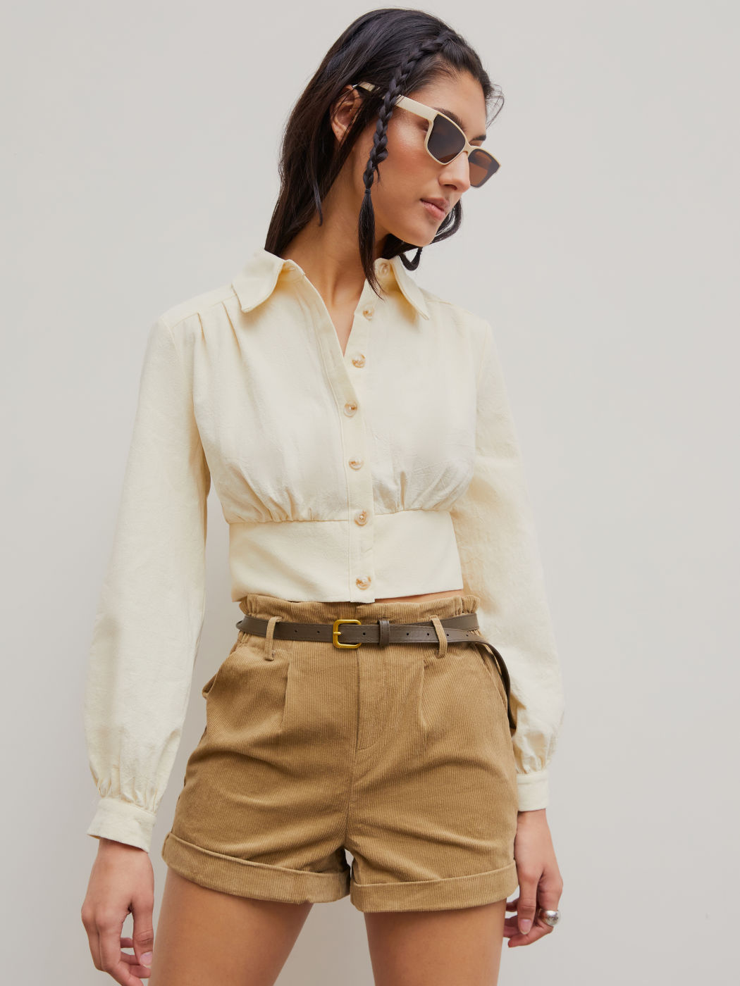 Blusa Crop con Cuello Tejido y Acabado Ruchado