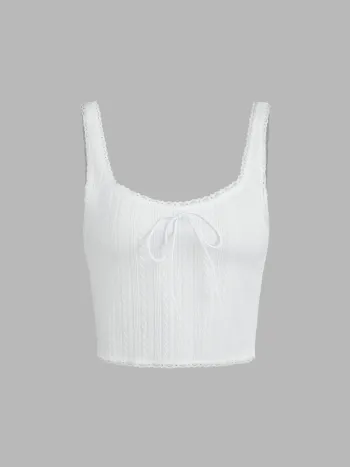 Einfarbiges Tanktop mit Spitzenbesatz und Schleife in Rippstrick