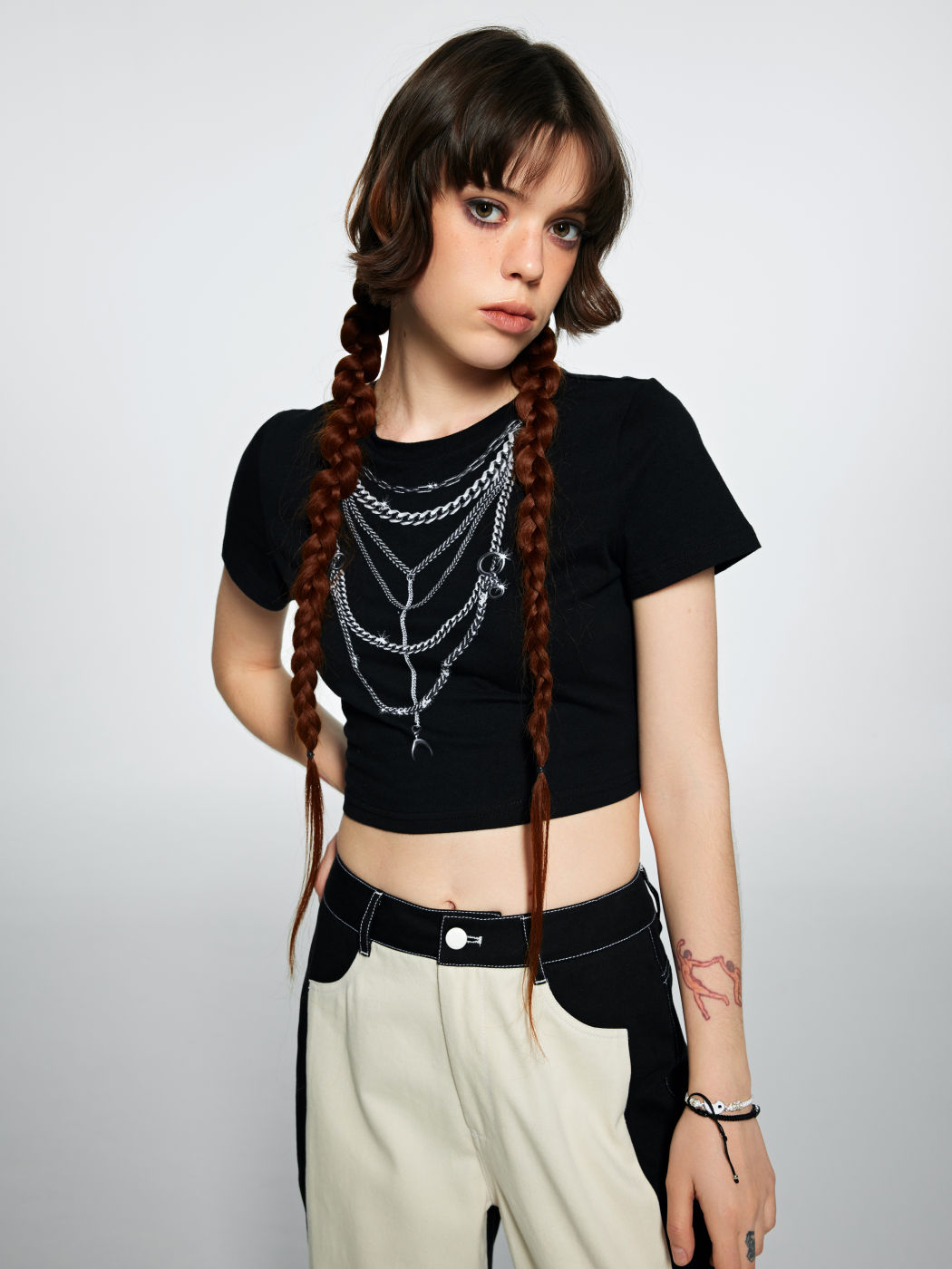 Graphic Faux Chain Crop Top
