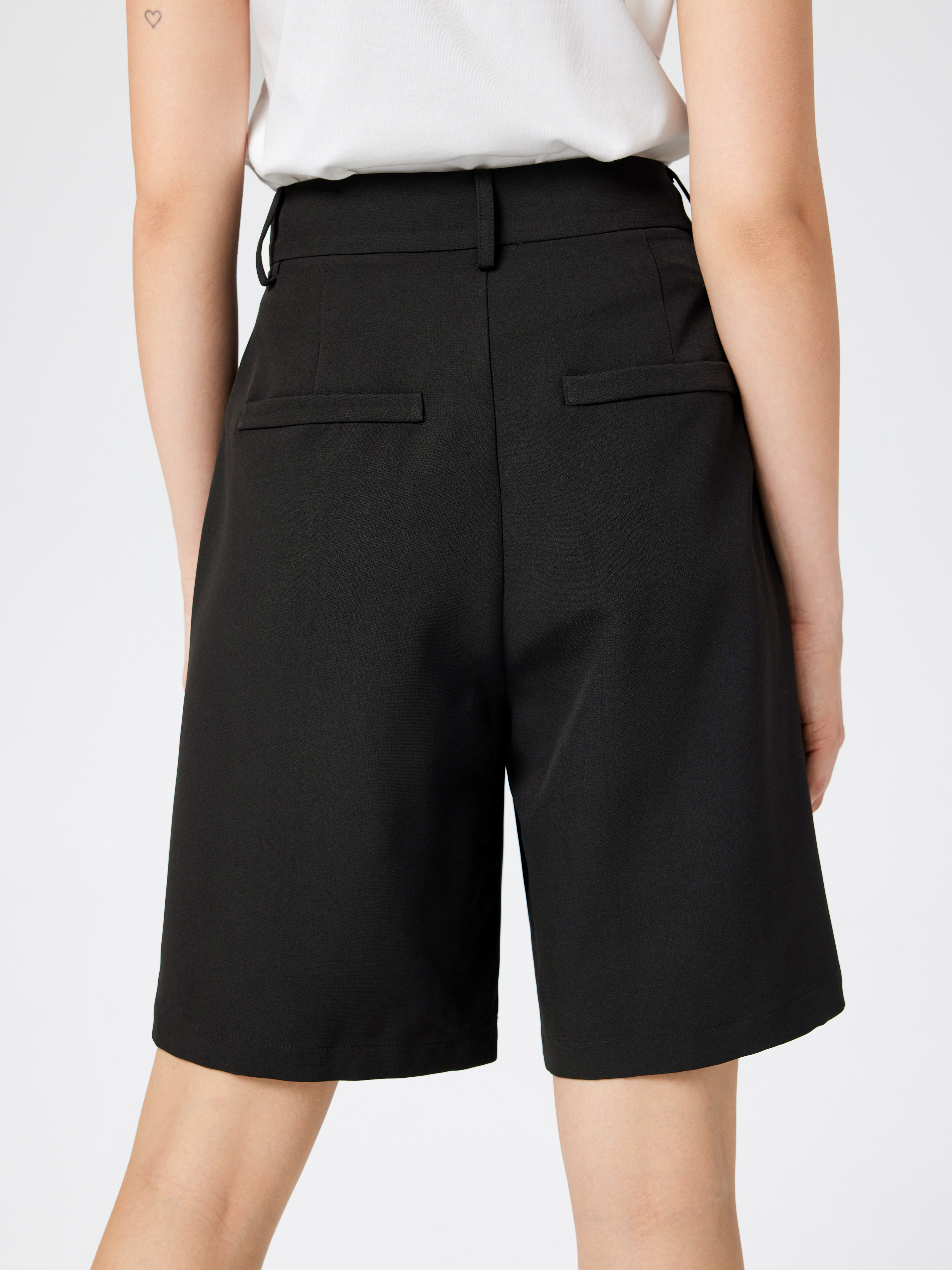 ショートパンツ High-waisted Knee-length Wool Shorts Amazon.com: High Waist Wool Wide Leg Shorts Women Winter