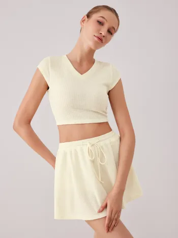 Solids Kurzarm-Crop-Top mit V-Ausschnitt