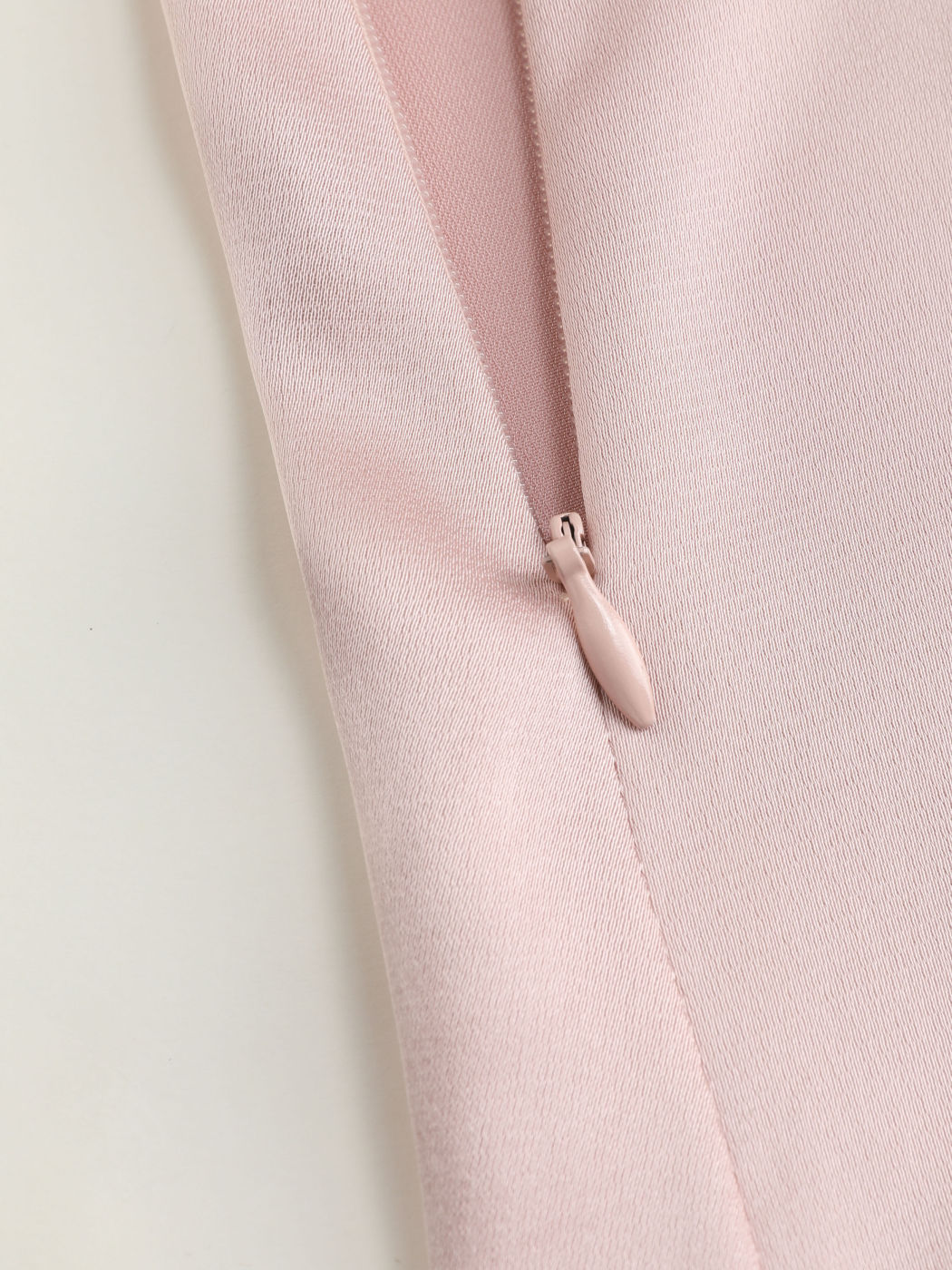 Satin Knotted Puff Sleeve Split Midi Dress
