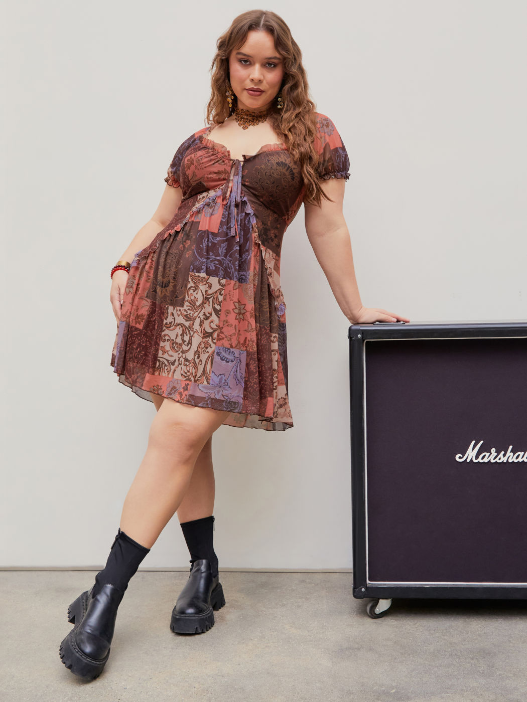 Paisley Sweetheart Minikleid aus gerüschtem Mesh Kurve & Plus