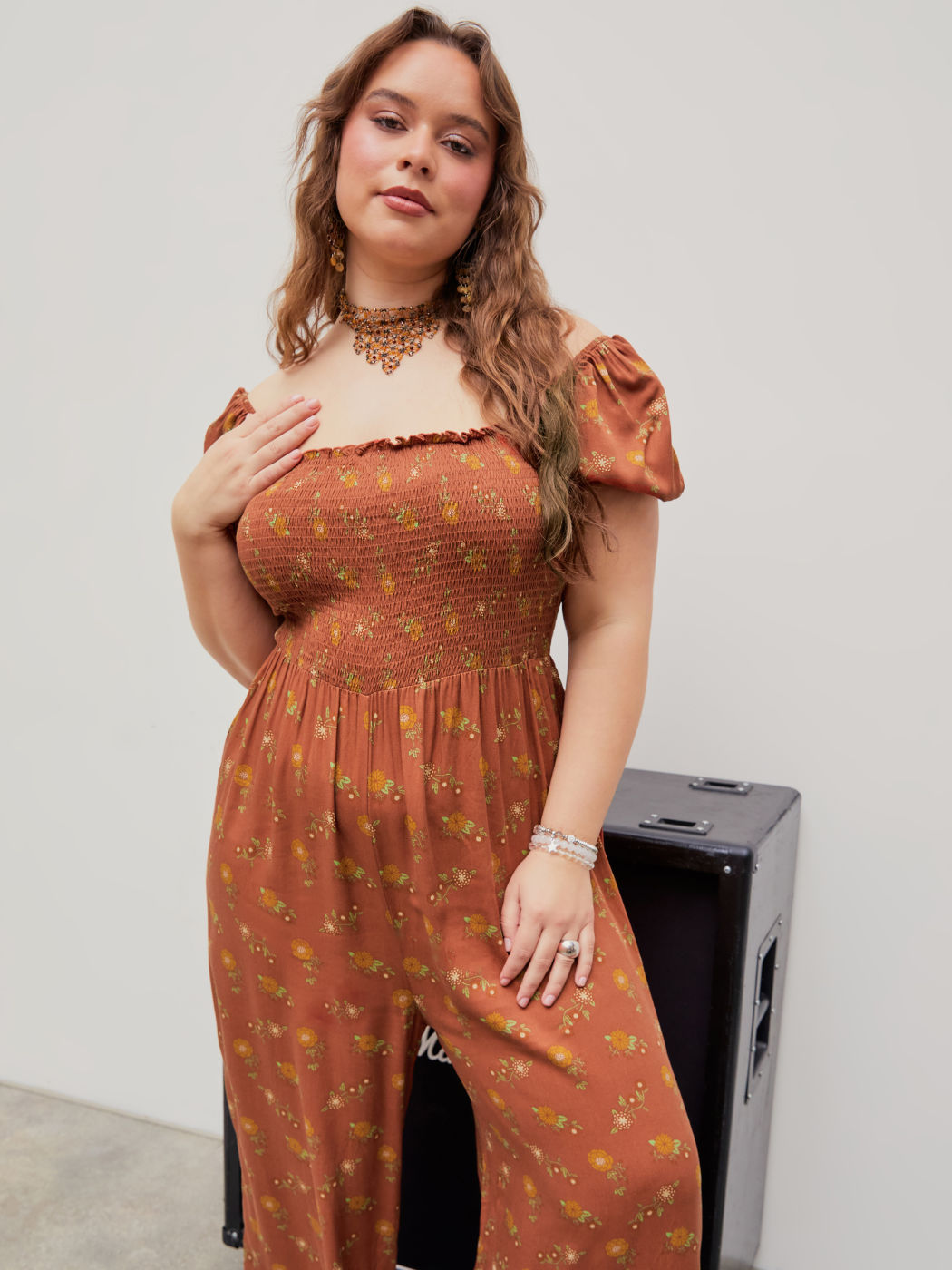 Gesmokter Jogger-Jumpsuit von  mit Blumenmuster Kurve & Plus