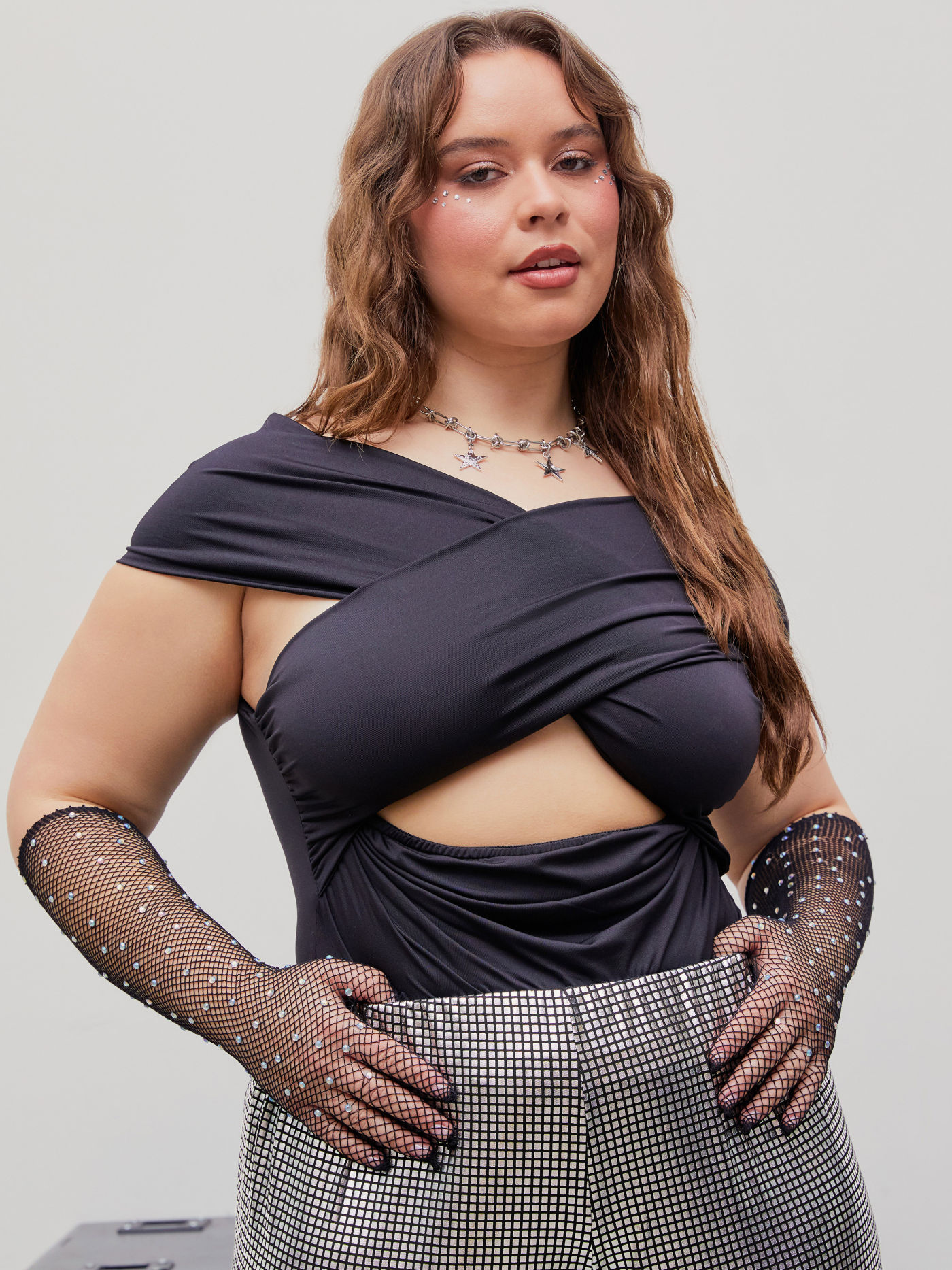 Rhinestone Fishnet Gloves