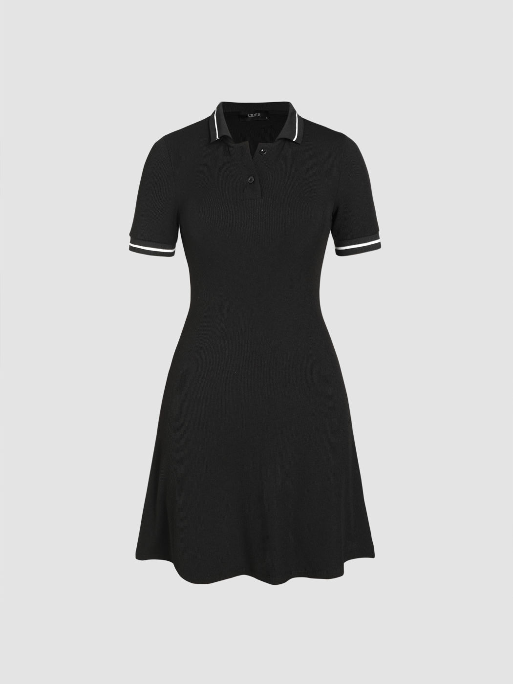 Minikleid mit Kragenknopf und Kontrastbesatz