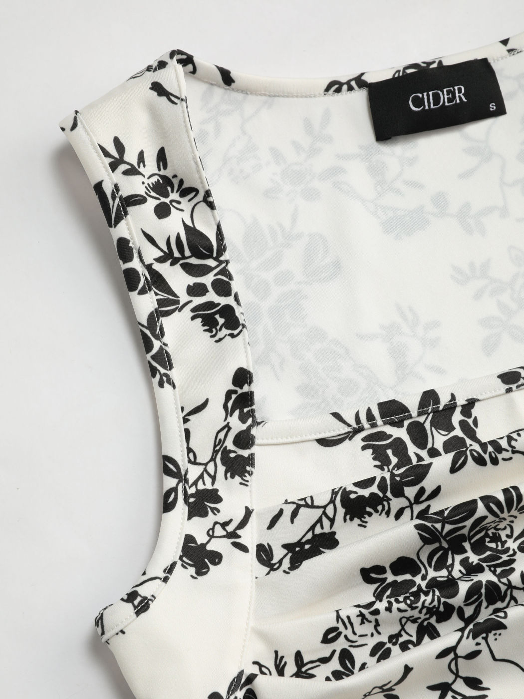 Floral Ruched Square Neck Crop Tank Top