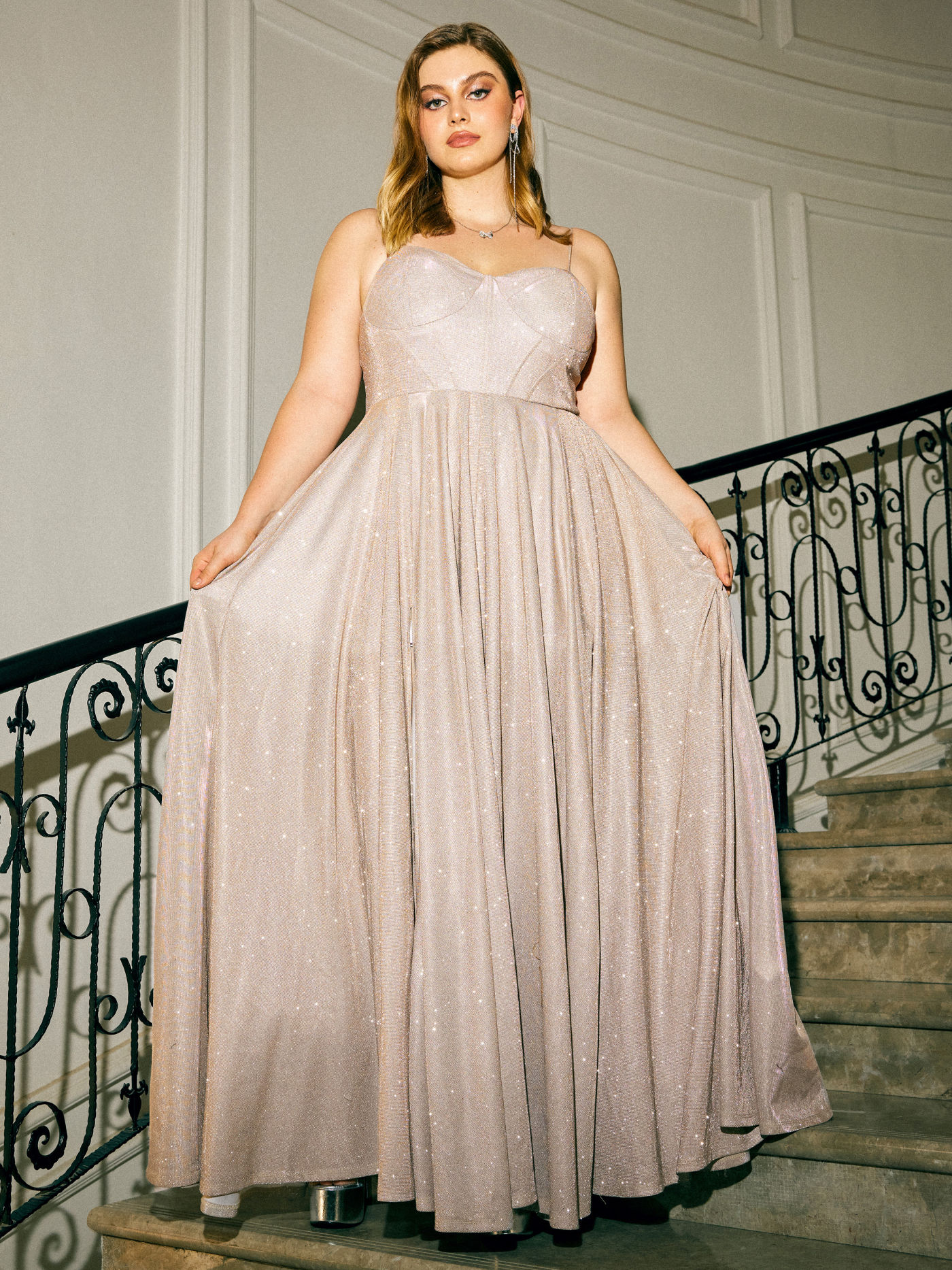 Silk Star Pattern Sweetheart Ruffle Maxi Dress Curve & Plus