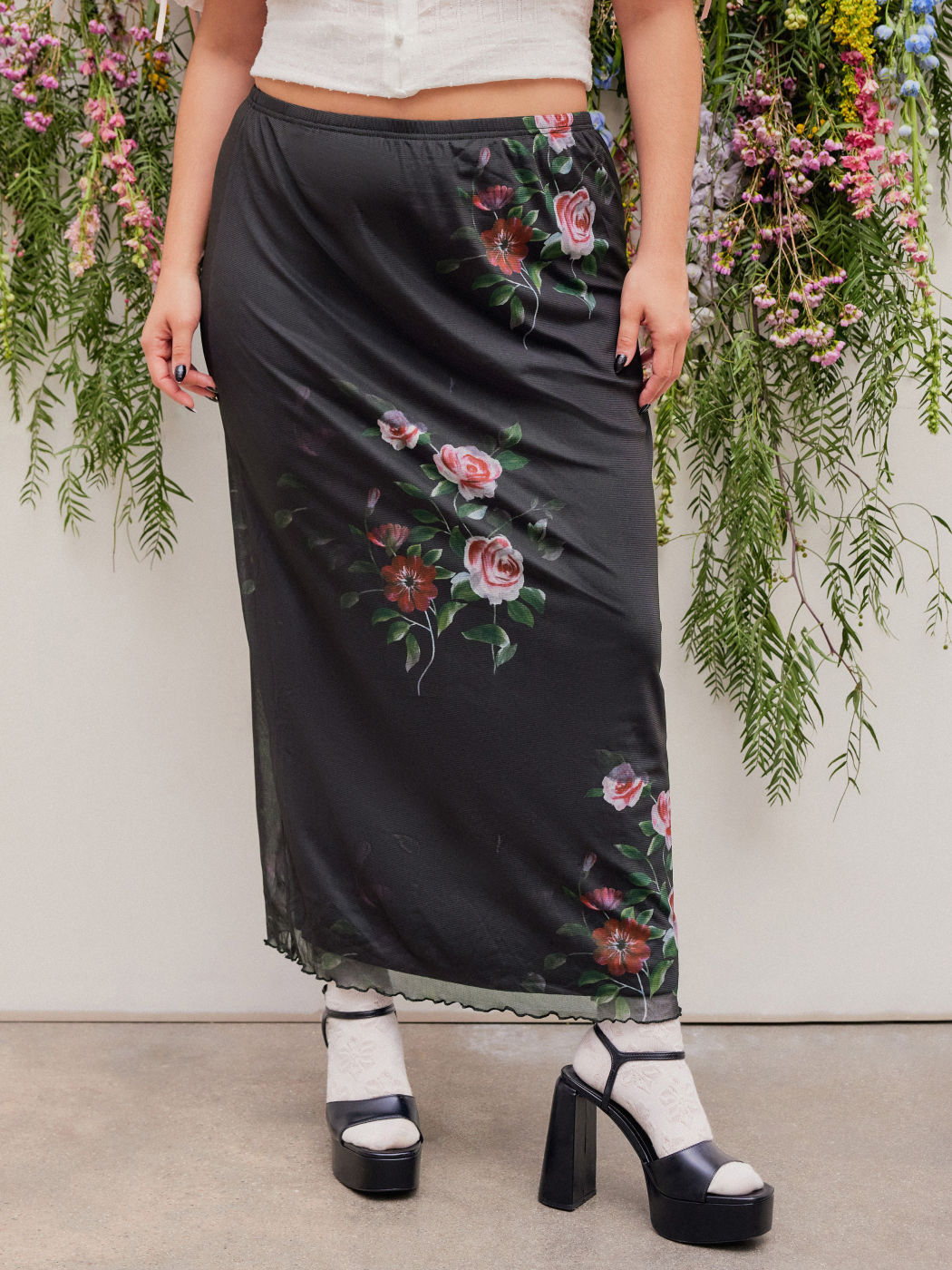 Mesh Floral Maxi Skirt Curve & Plus