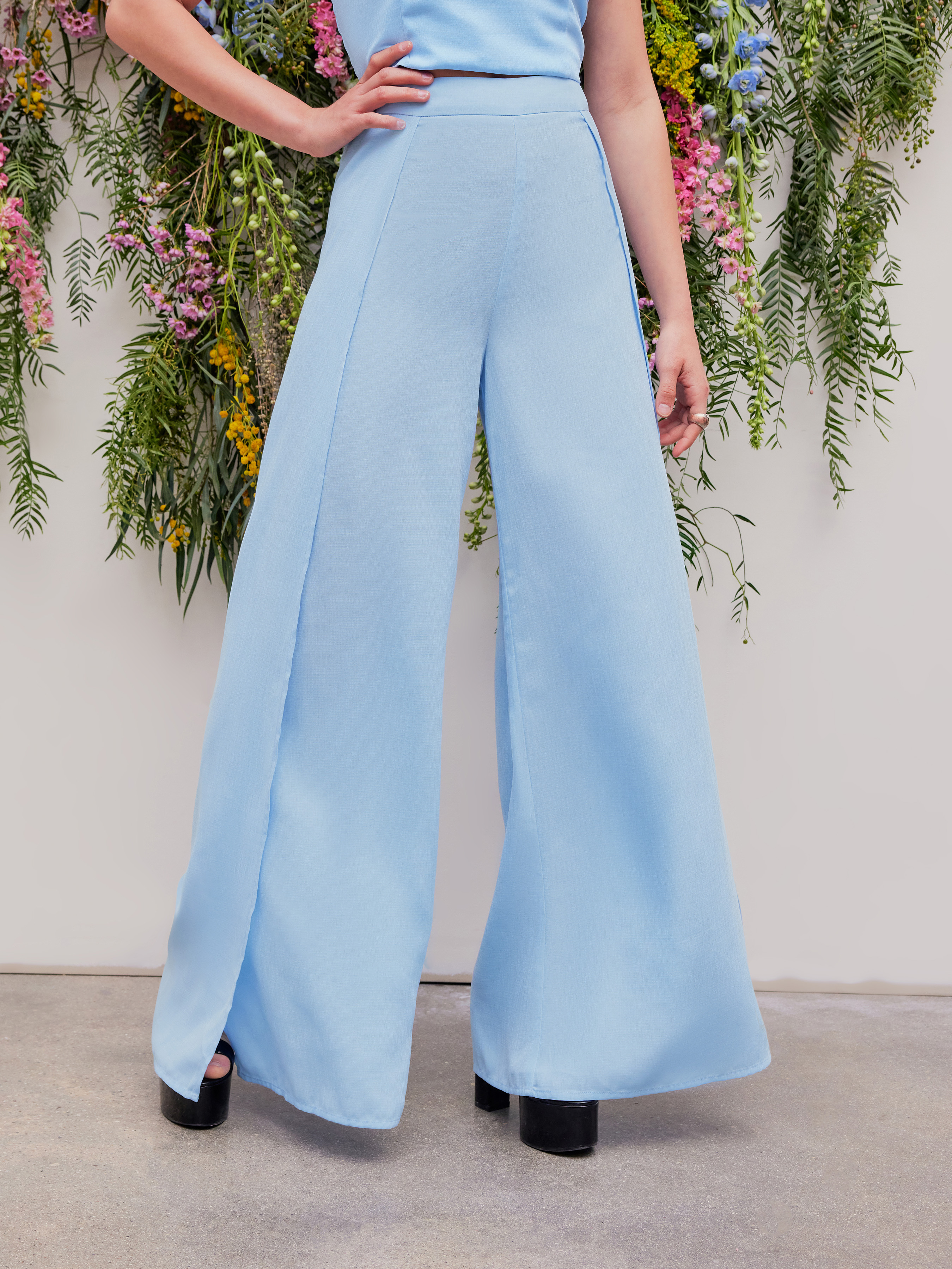 Pale blue wide leg trousers hotsell