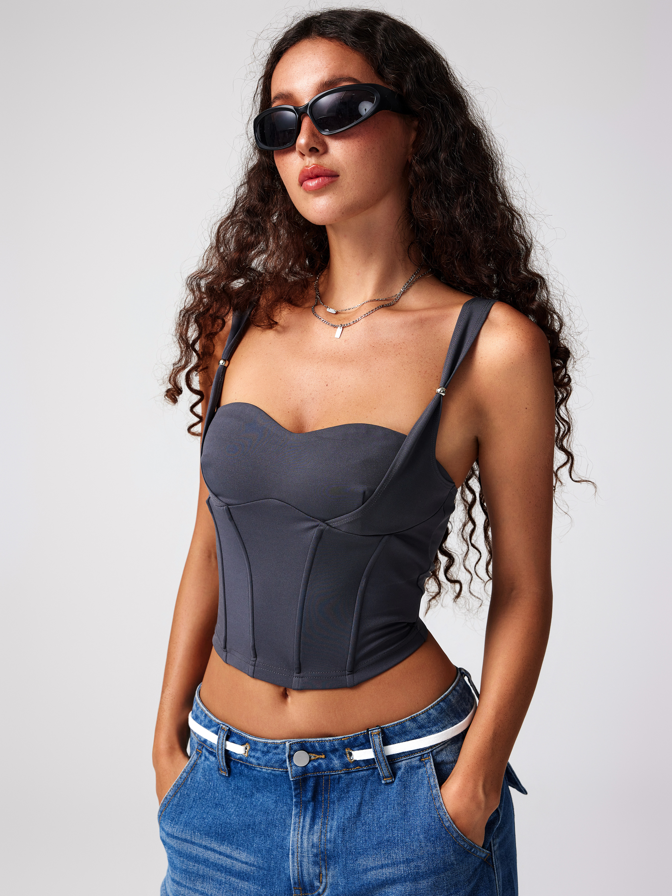 Top corset floral✨ Entrega Inmediata 1. Naranja S M L 2. Cafe S M L Lps.  750.00 Envíos a todo el País