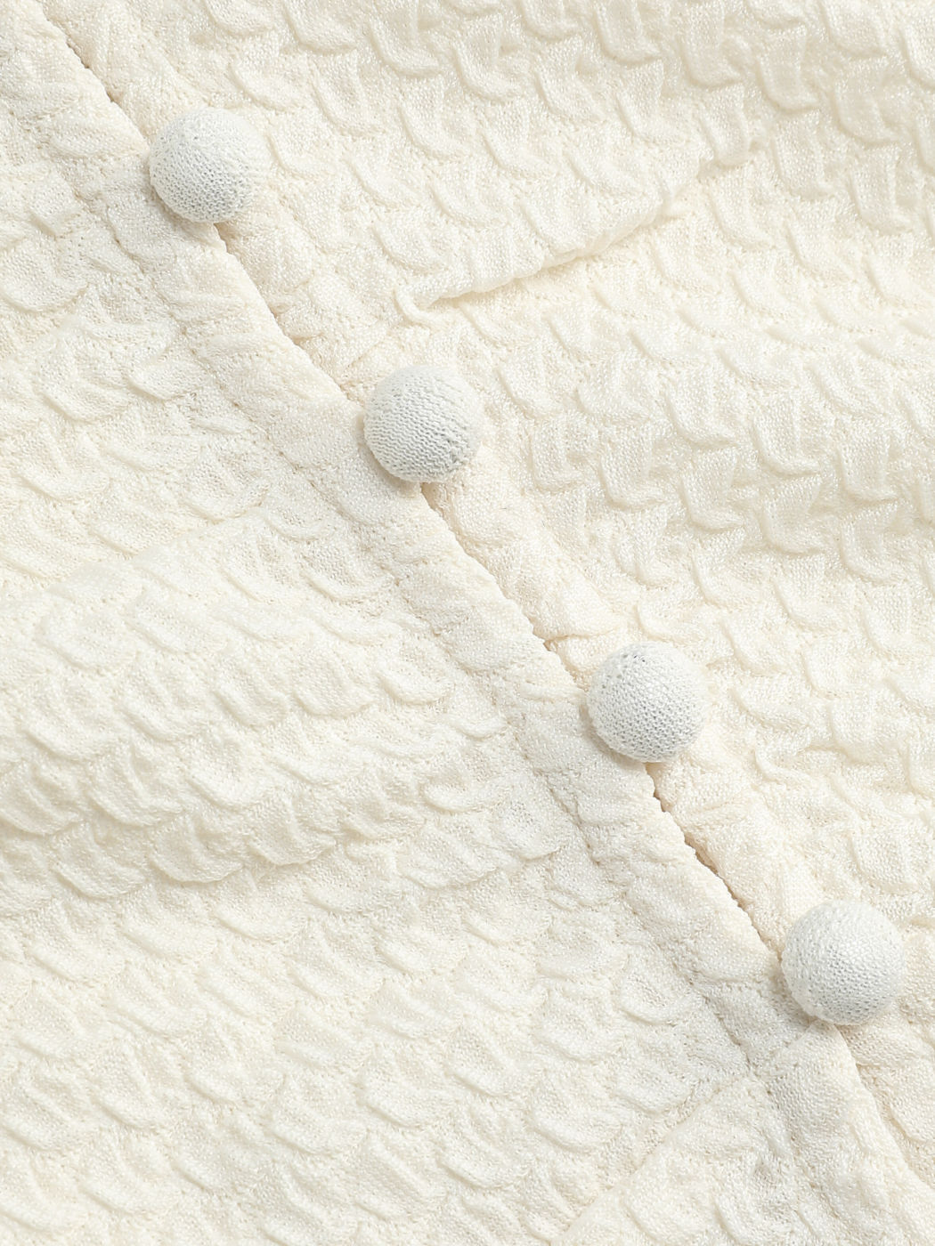 Bluse mit V-Ausschnitt und Knöpfen