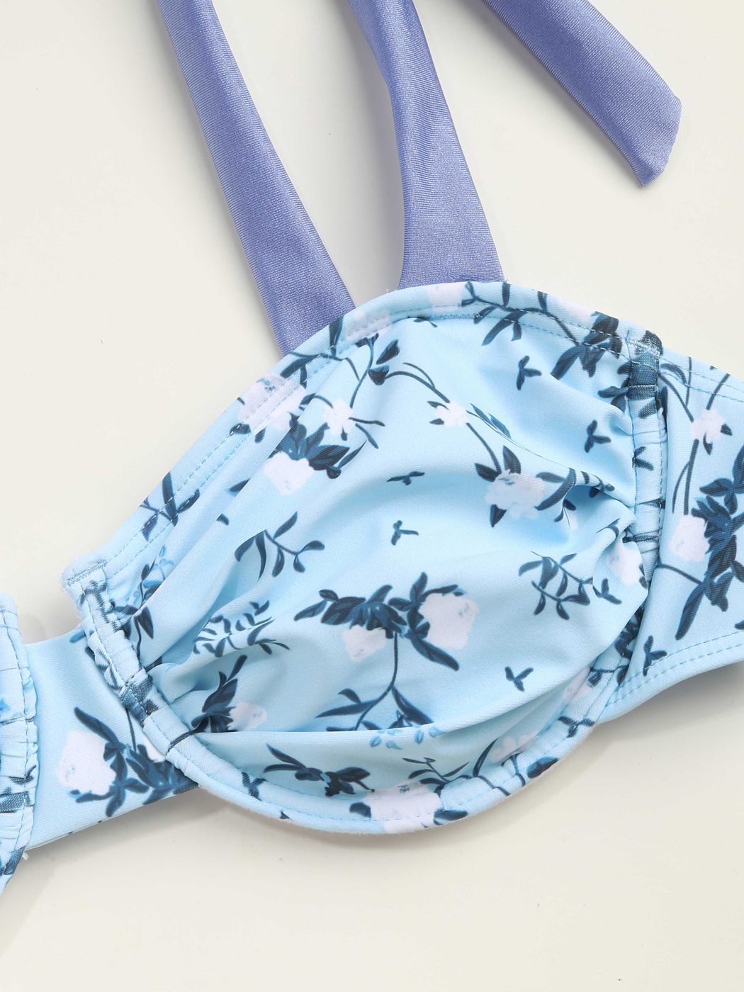  V-Ausschnitt Blumen Rüschen Schleife Bügel Bikini Oberteile