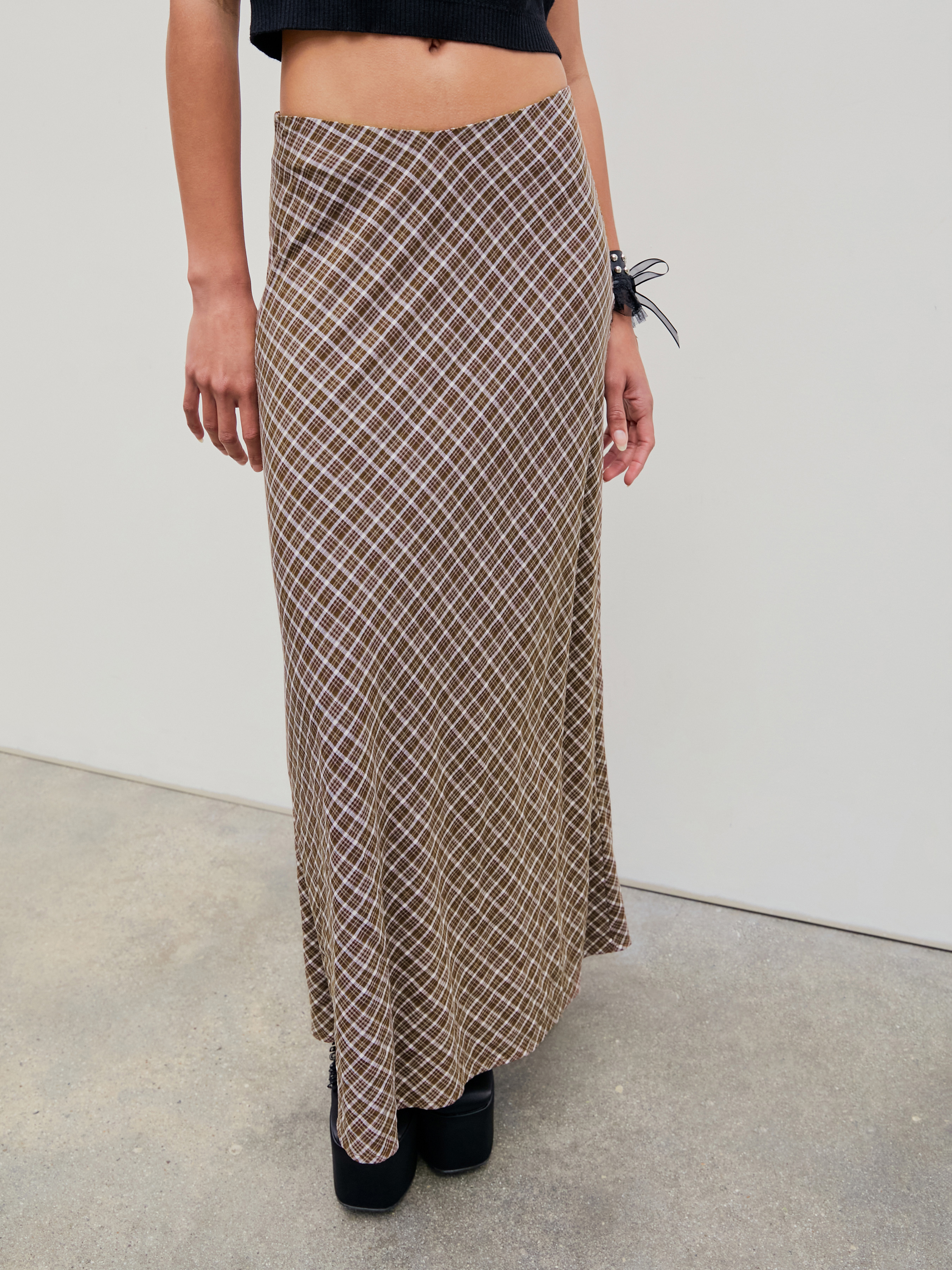 Plaid check hotsell maxi skirt