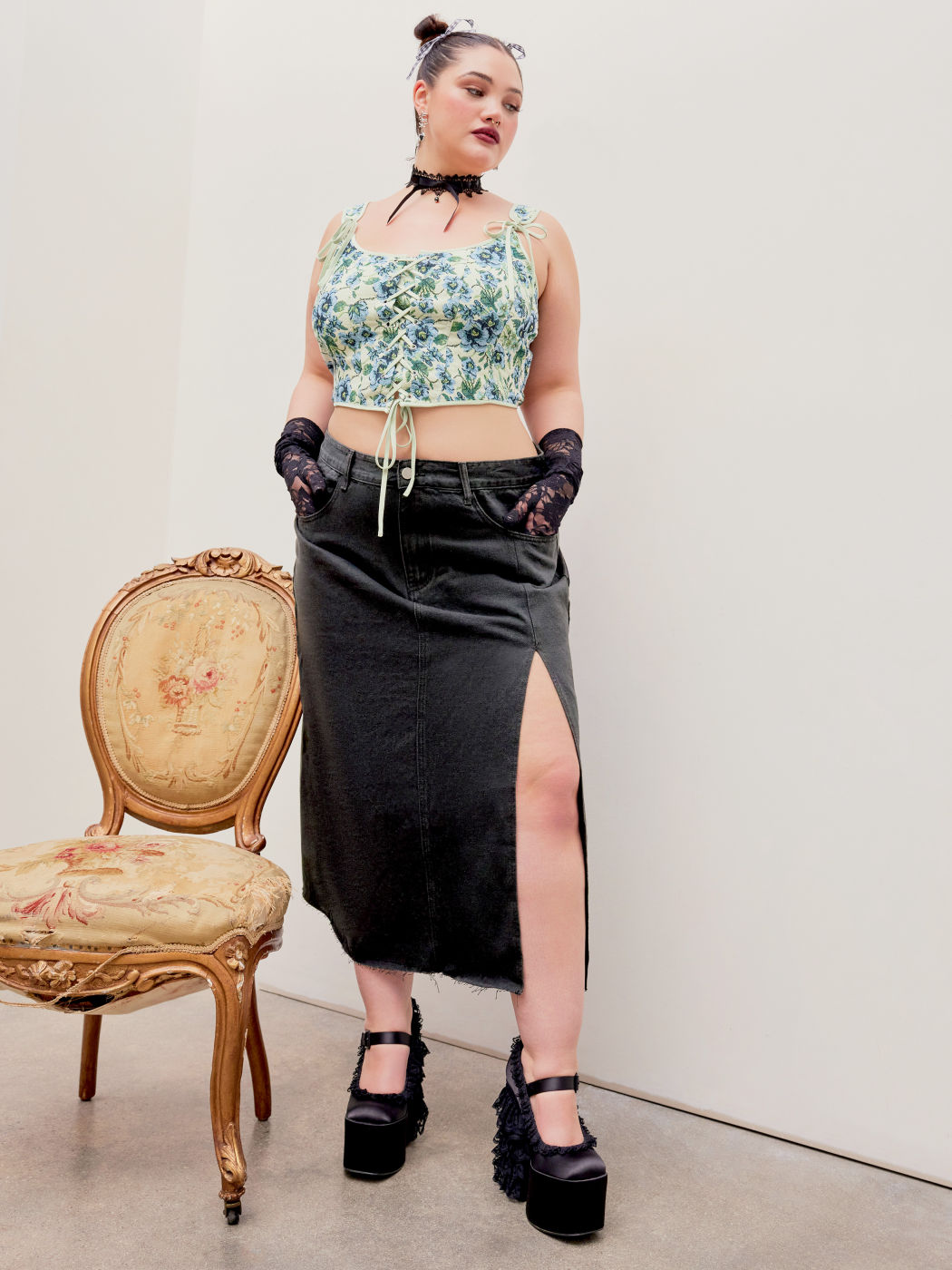 Mid Waist Slit Pocket Denim Skirt Curve & Plus