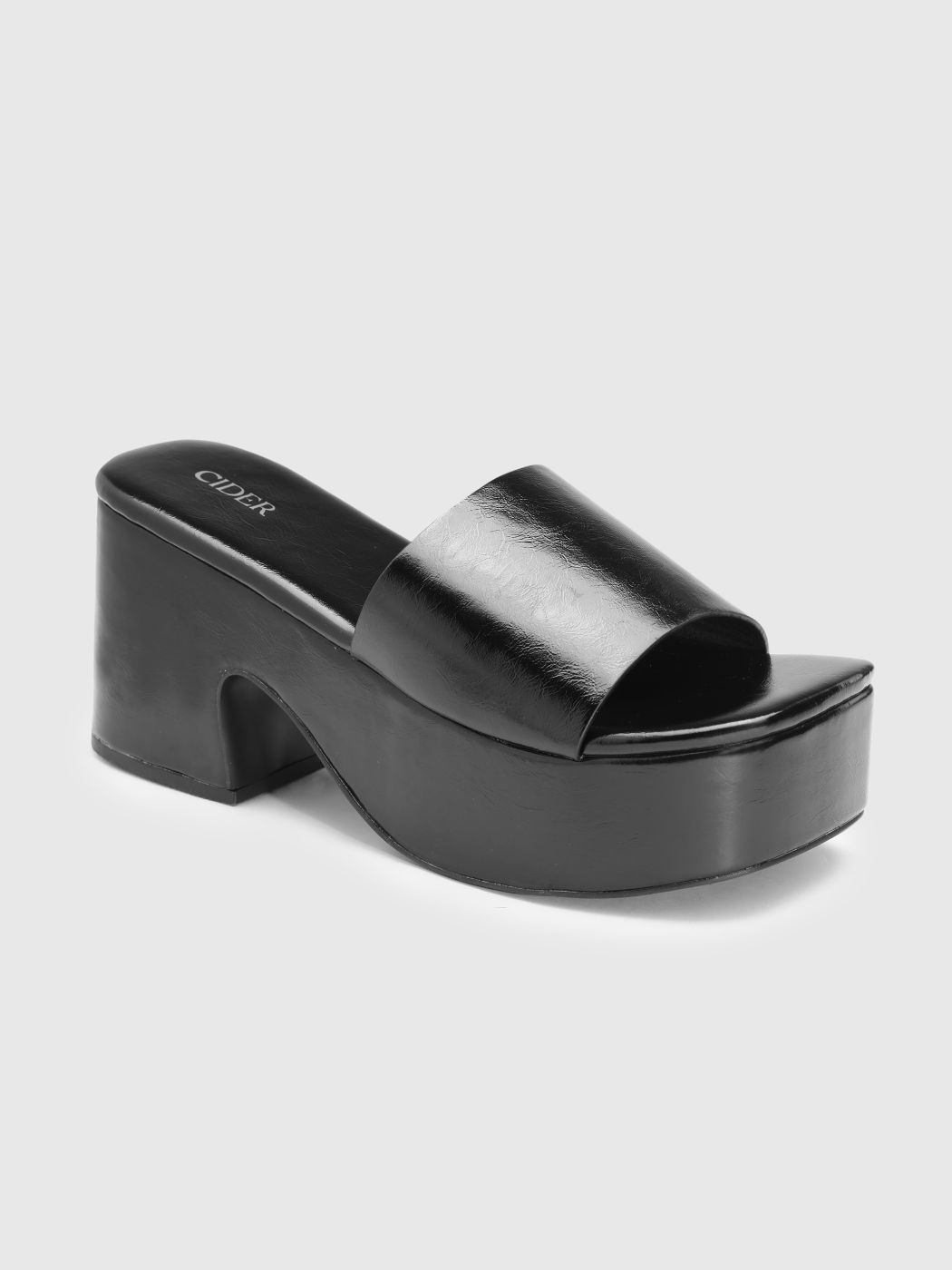 Cow Print Plateausandalen mit Chunky-Absatz
