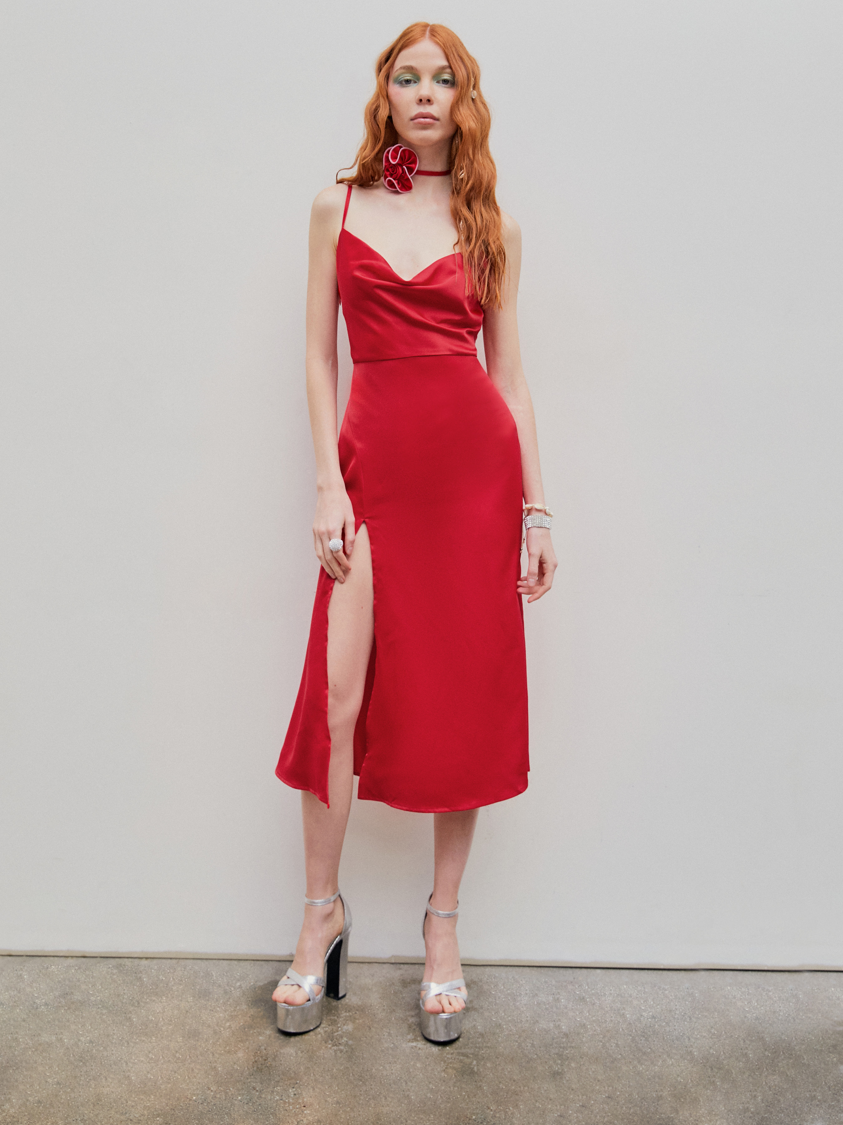 Split Rosette Vneck Mermaid Midi Dress Cider