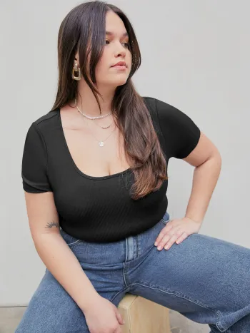 Solid Square Neck Short Sleeve Bodysuit Curve & Plus