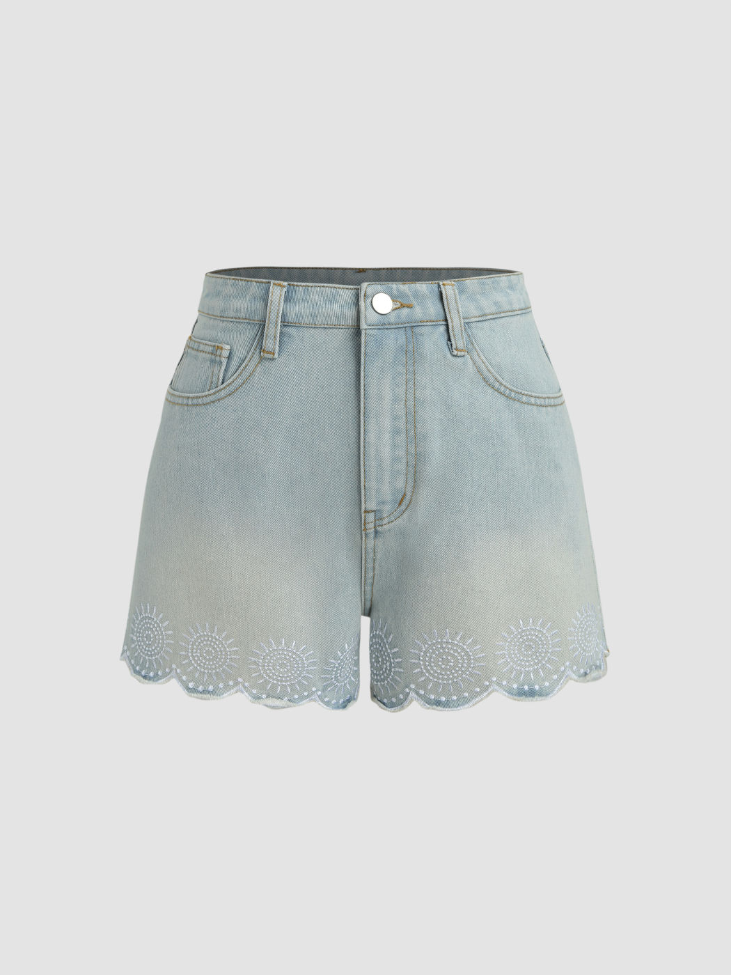 Denim-Shorts mit Blumenstickerei und Fransen