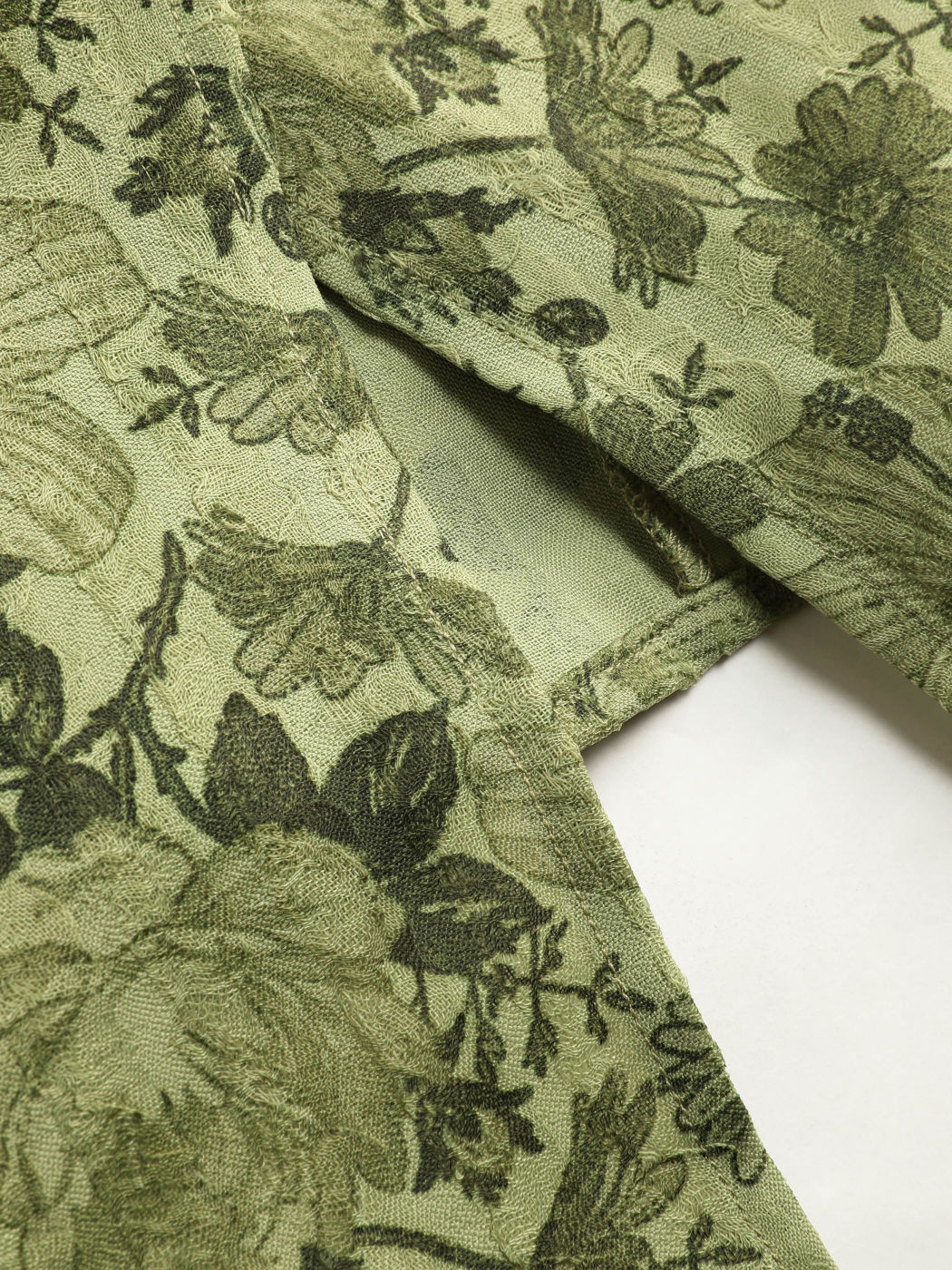 Jacquard-Röhrenoberteil mit Blumenmuster und Schlitz