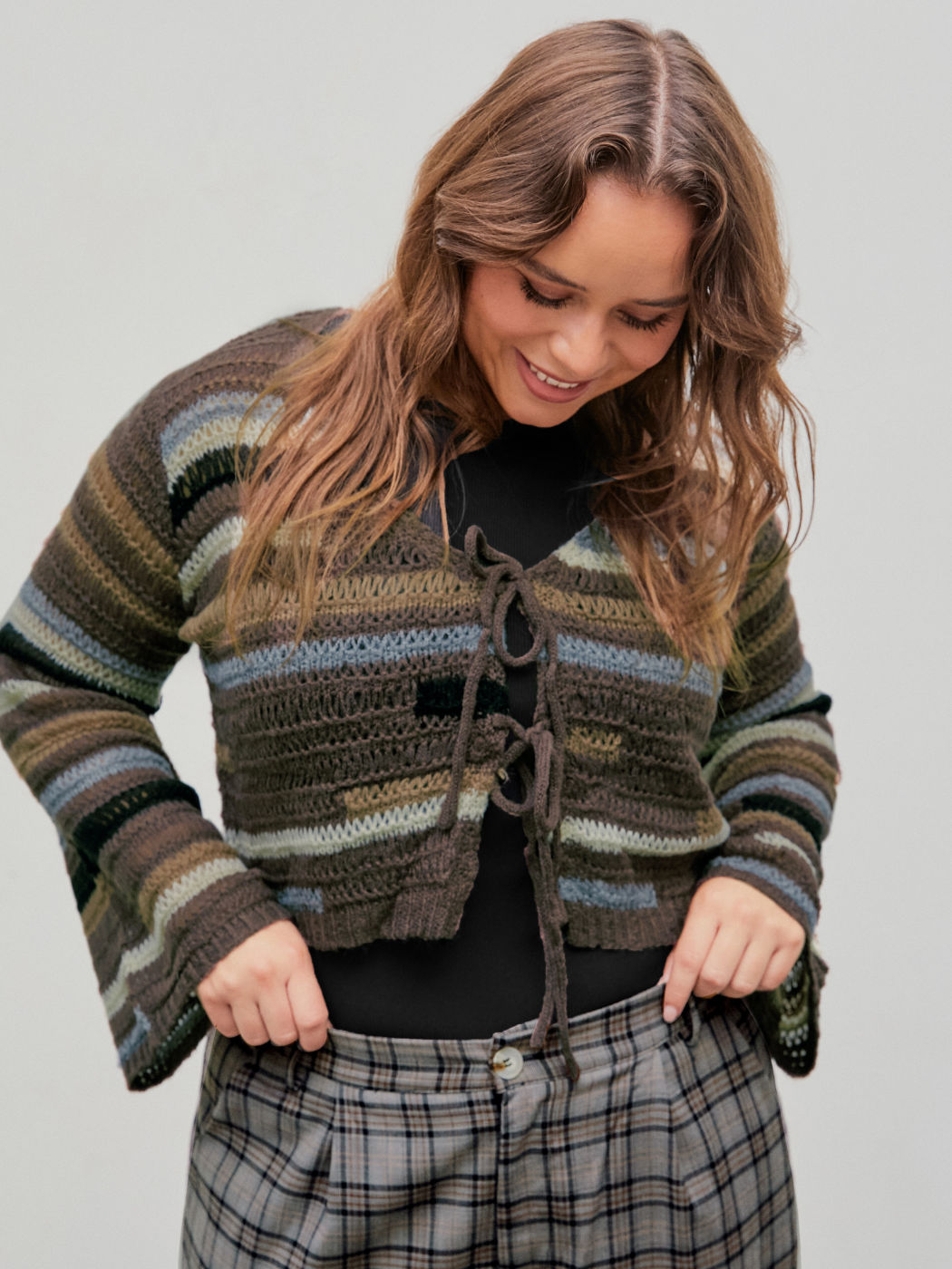 Cardigan mit Streifen und Strickmuster zum Binden Kurve & Plus