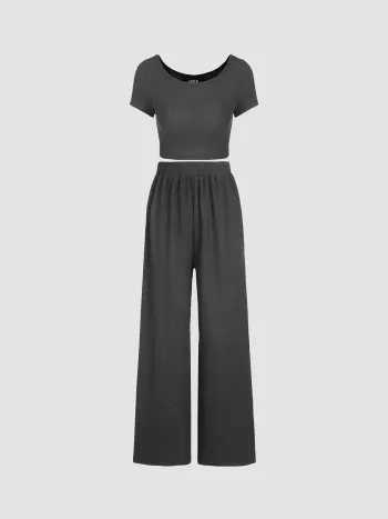 Kurzärmliges Strickoberteil & Weite Hosen Set