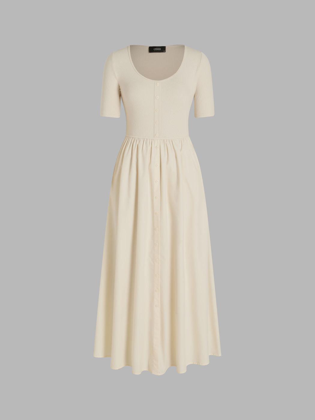 Maxikleid mit rundem Ausschnitt und Rüschenknöpfen