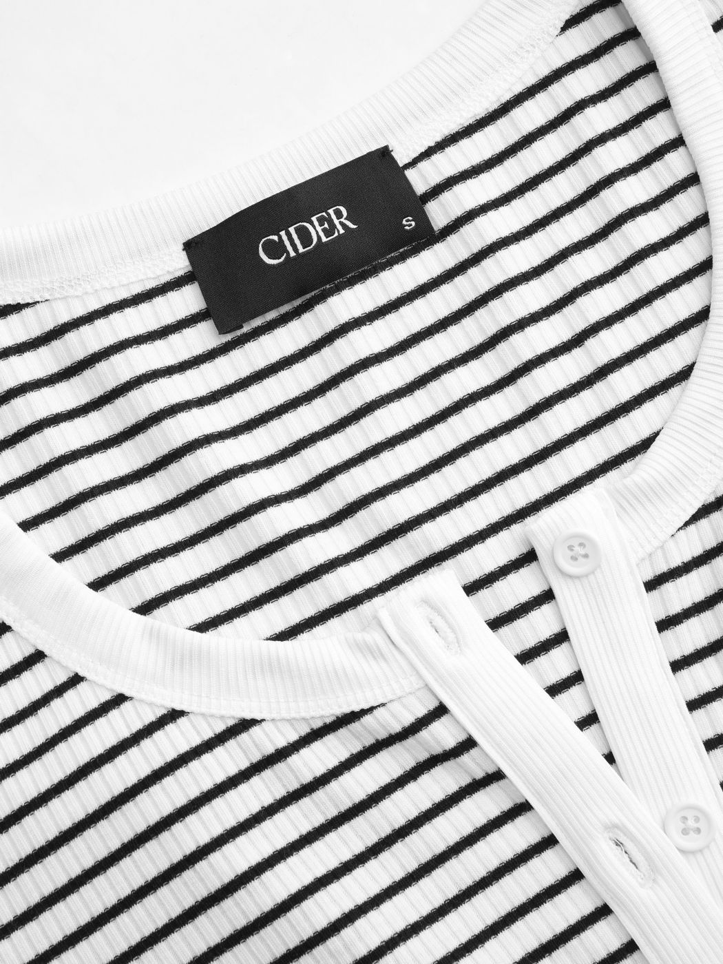 Striped Round Neck Long Sleeve Knit Top main image 1