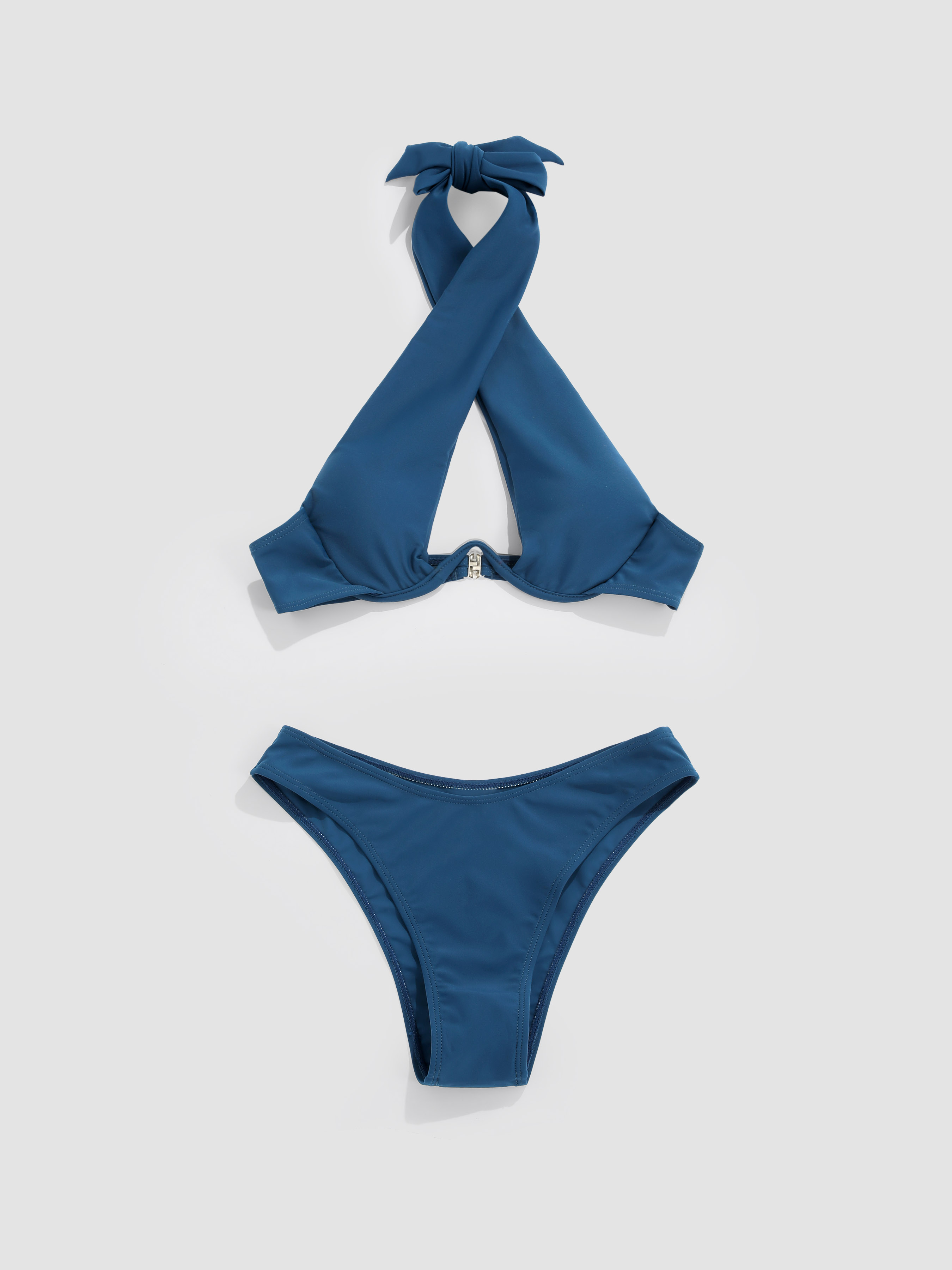 Knit Fabric Miss Independent Cut-Out Underwire Bikini Set Knit Fabric Miss Independent Cut-Out Underwire Bikini Set