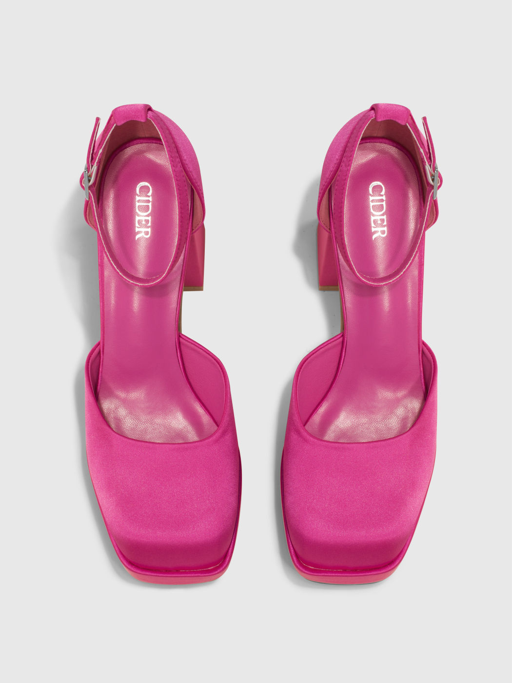  Chunky Heeled Quadratische Zehen Absätze